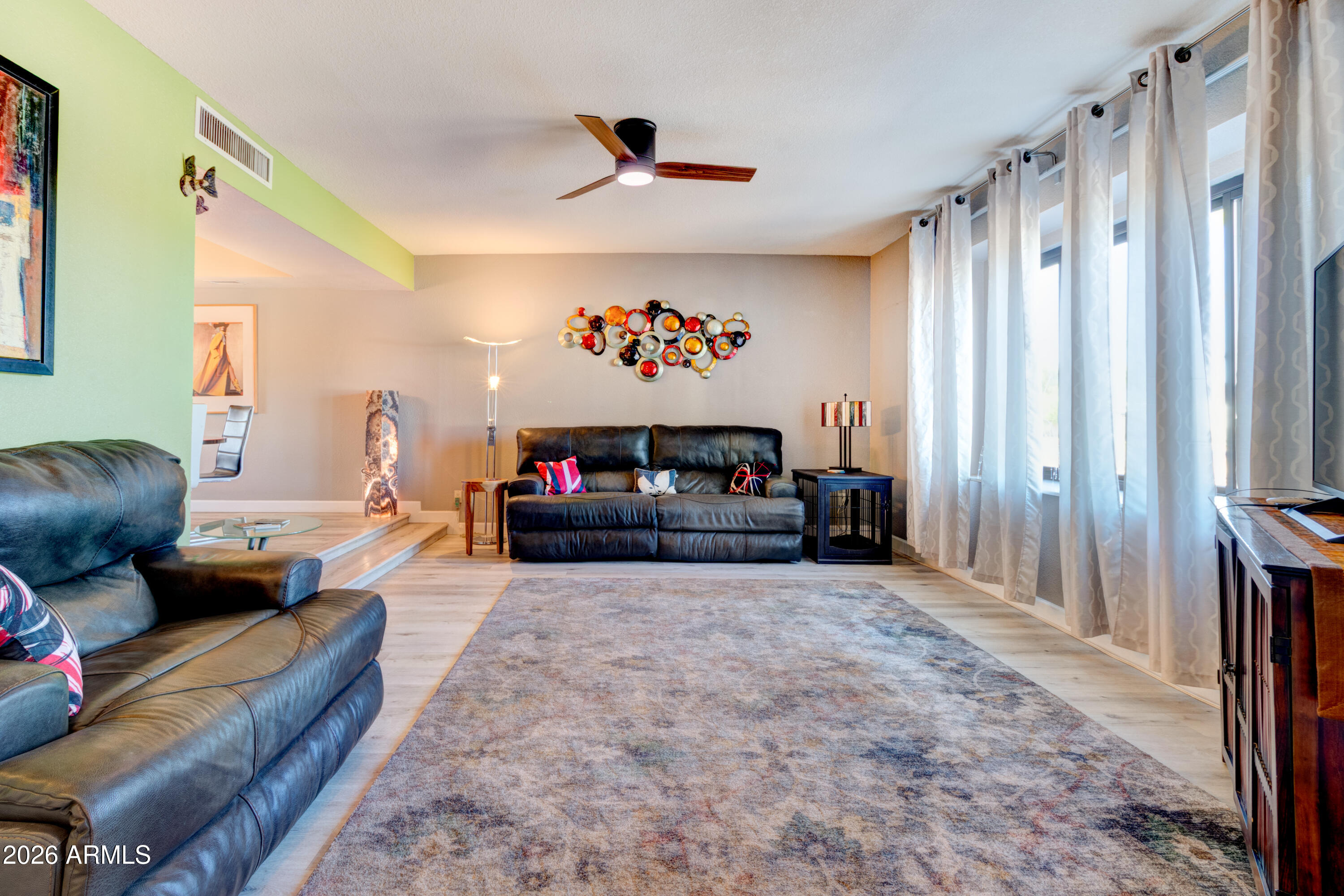 PARADISE VALLEY OASIS 1-B - Residential