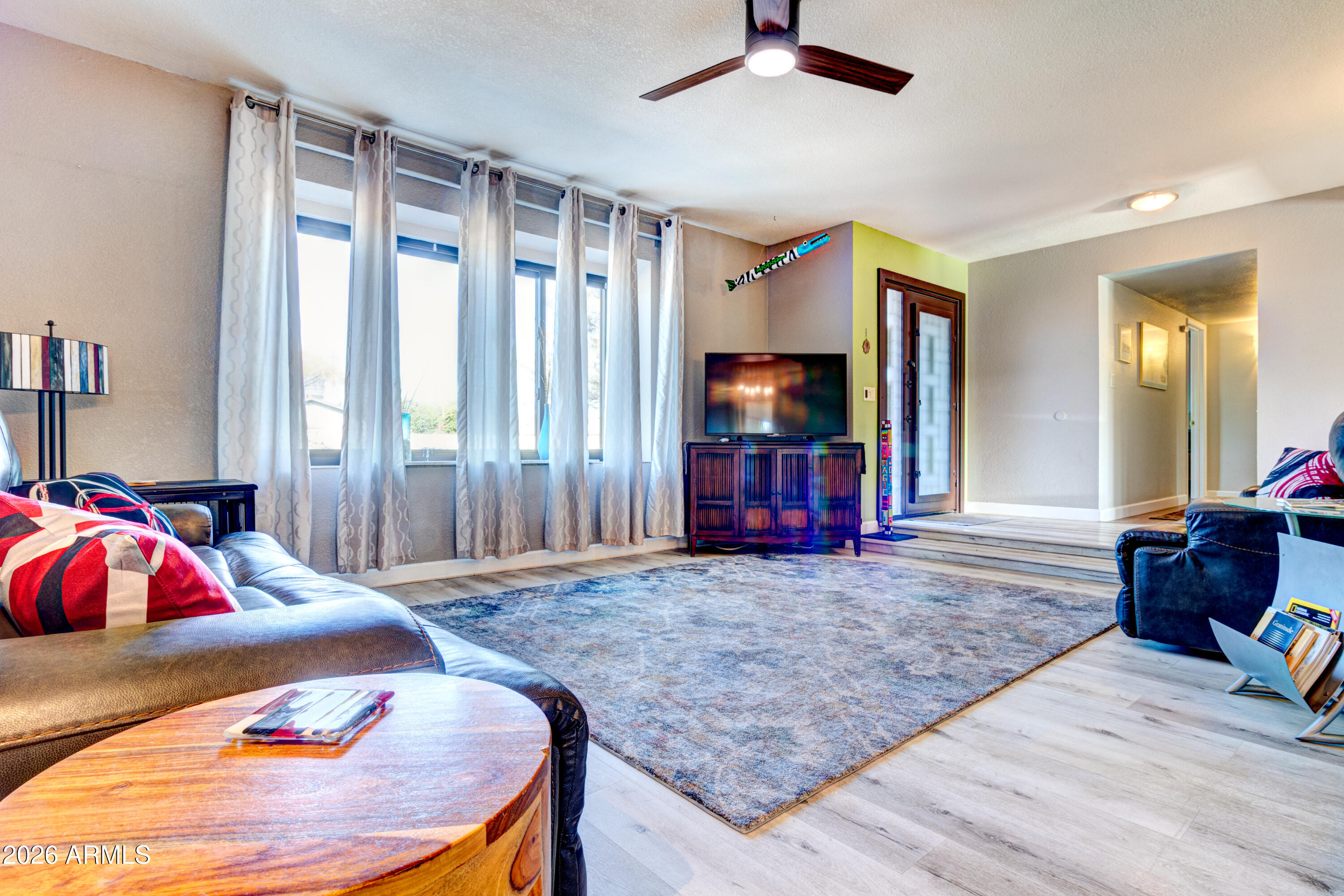 PARADISE VALLEY OASIS 1-B - Residential