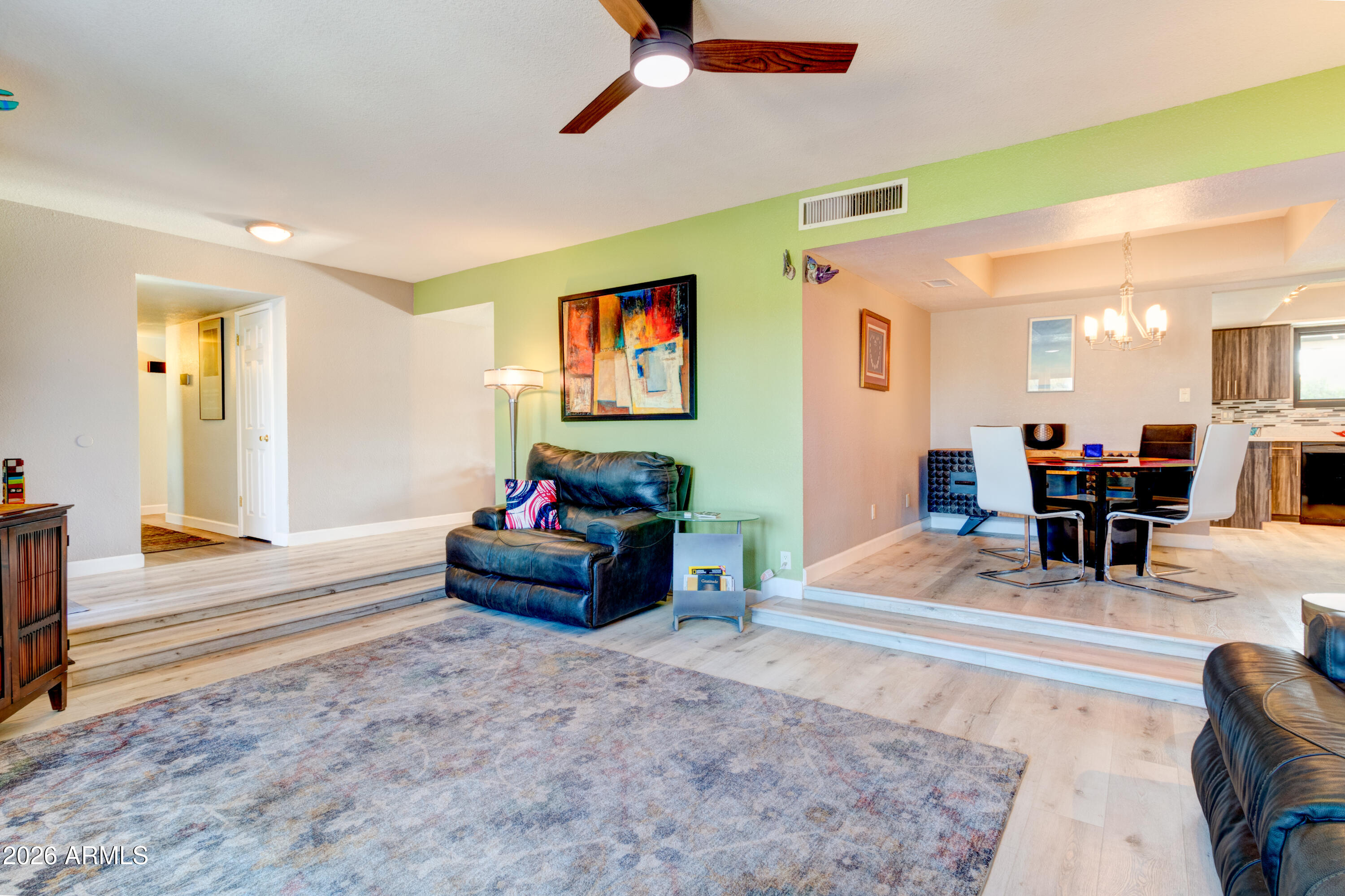 PARADISE VALLEY OASIS 1-B - Residential
