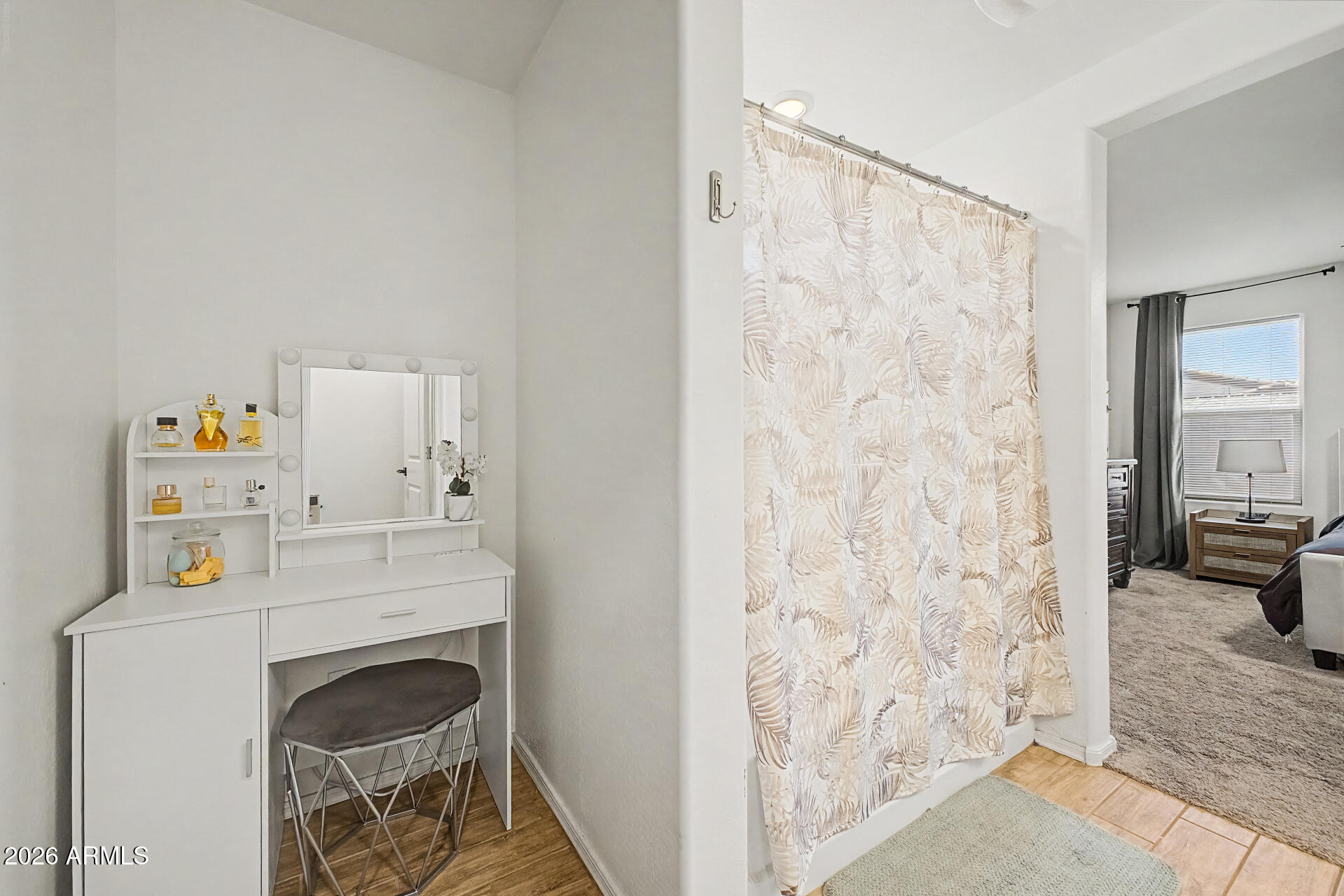 83RD AVE BROADWAY RD - Residential