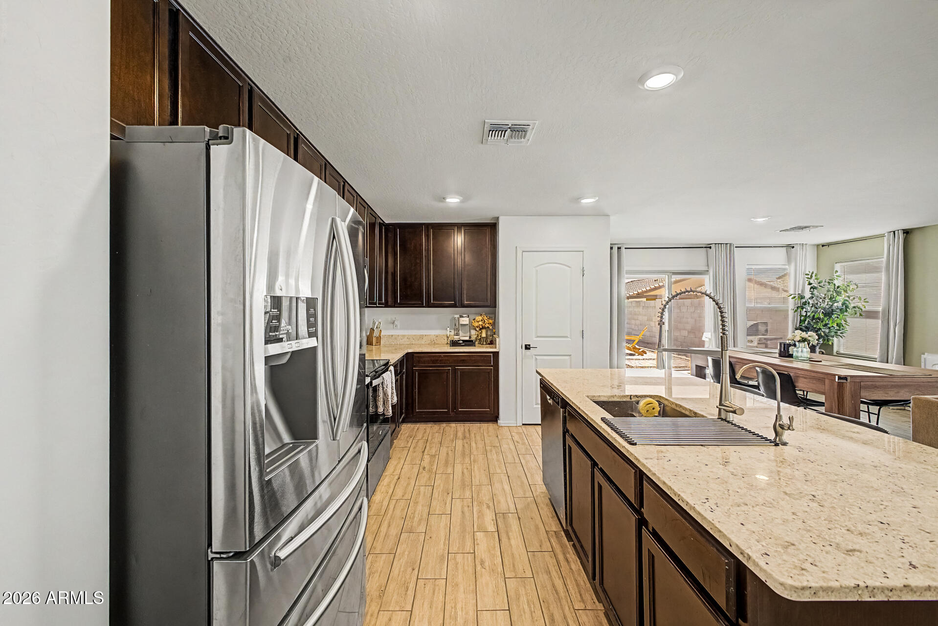 83RD AVE BROADWAY RD - Residential