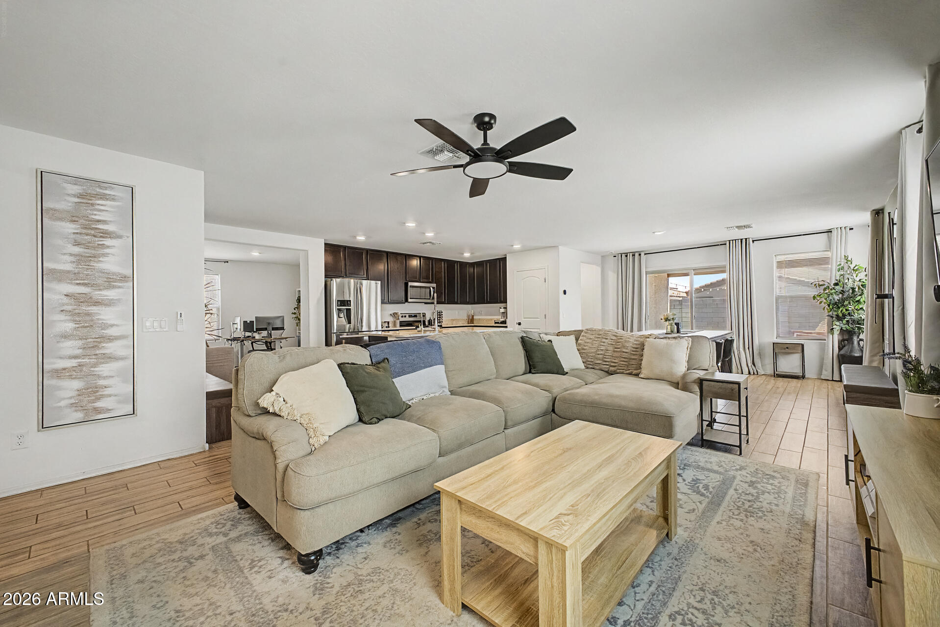 83RD AVE BROADWAY RD - Residential