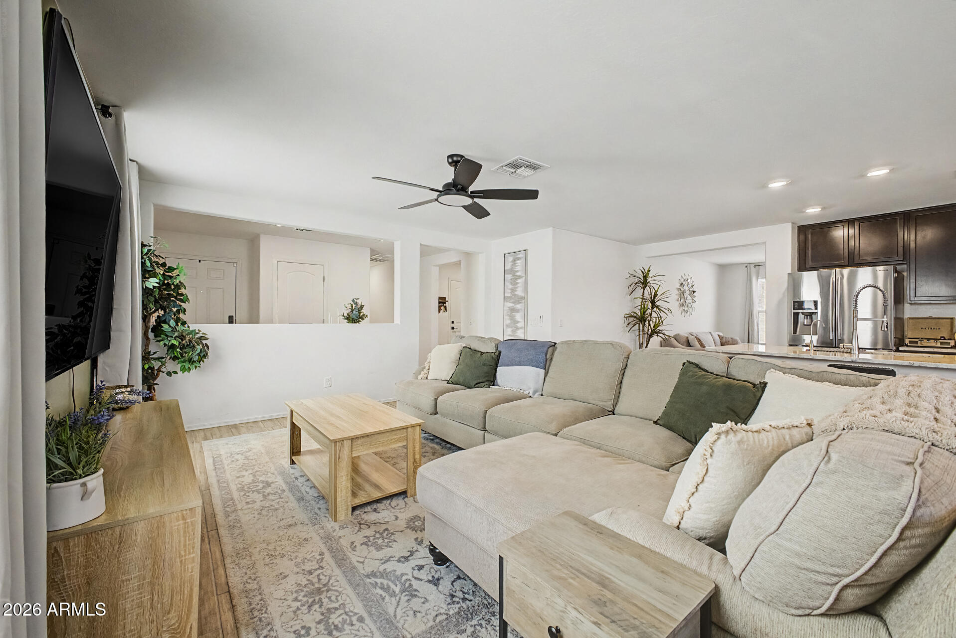 83RD AVE BROADWAY RD - Residential