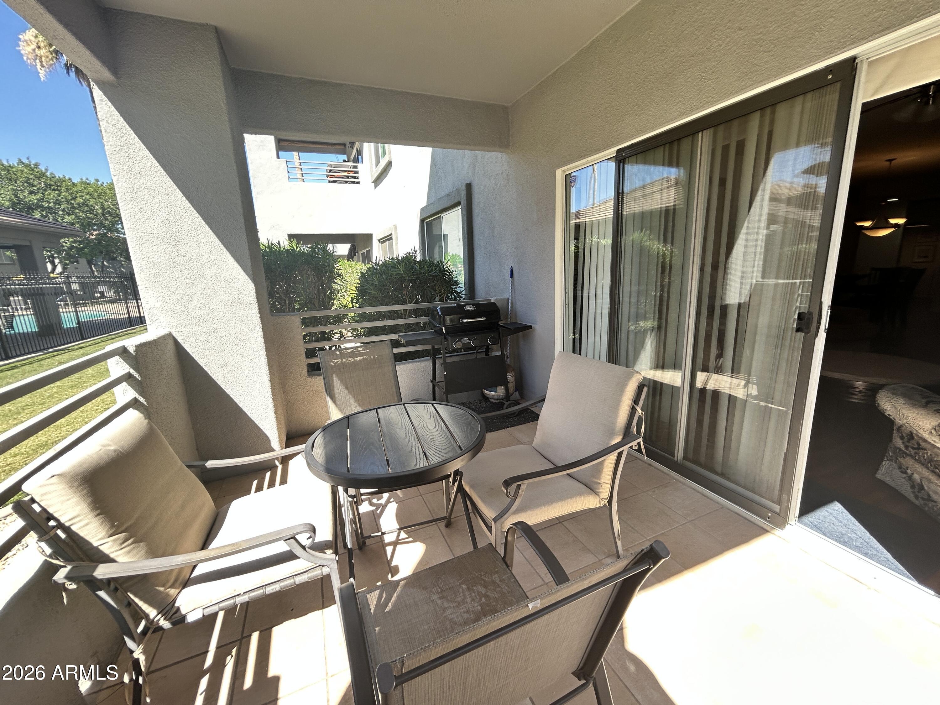 FAIRWAYS AT ARROWHEAD - Residential Lease