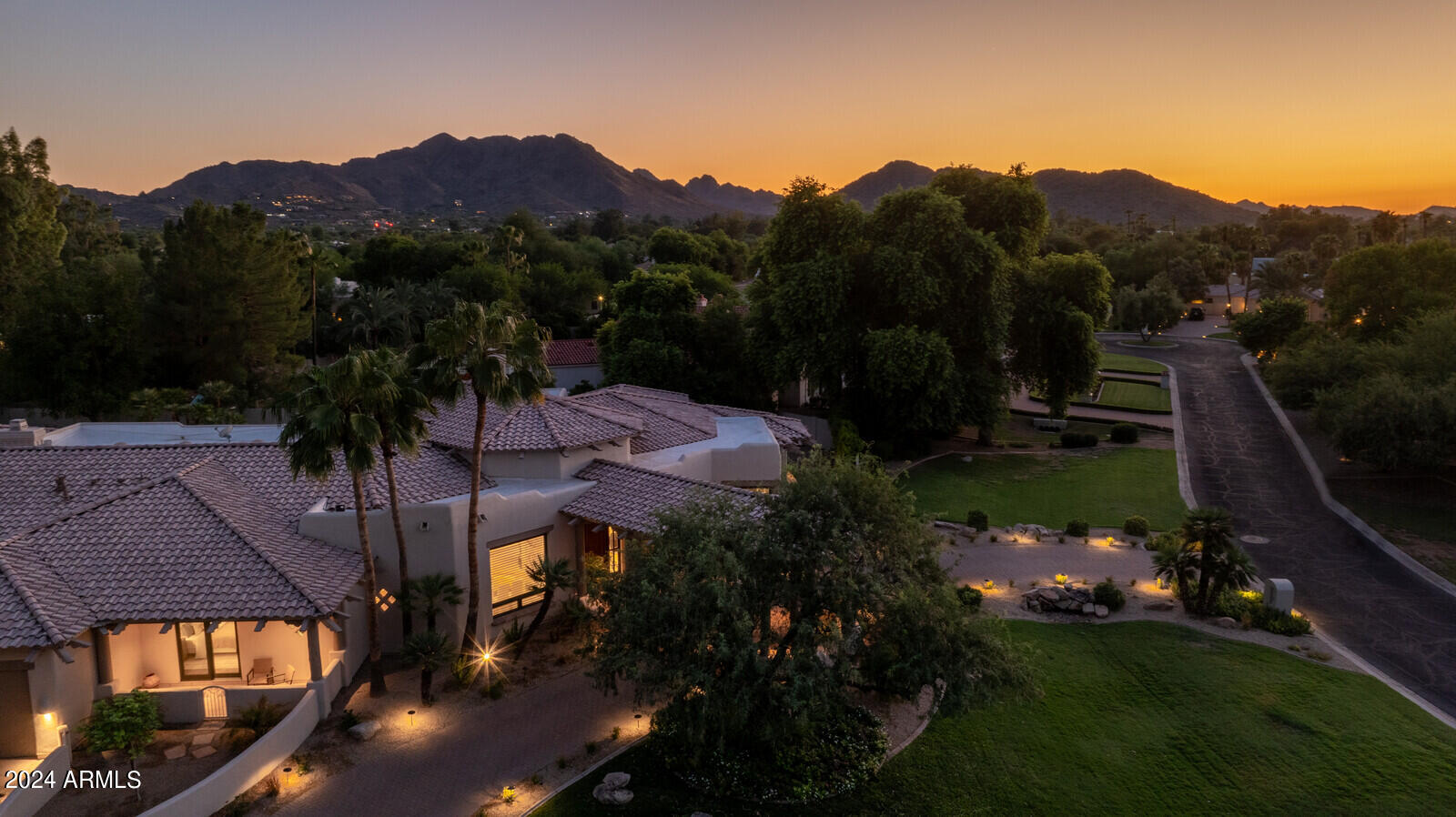 HIDDEN PARADISE - Residential
