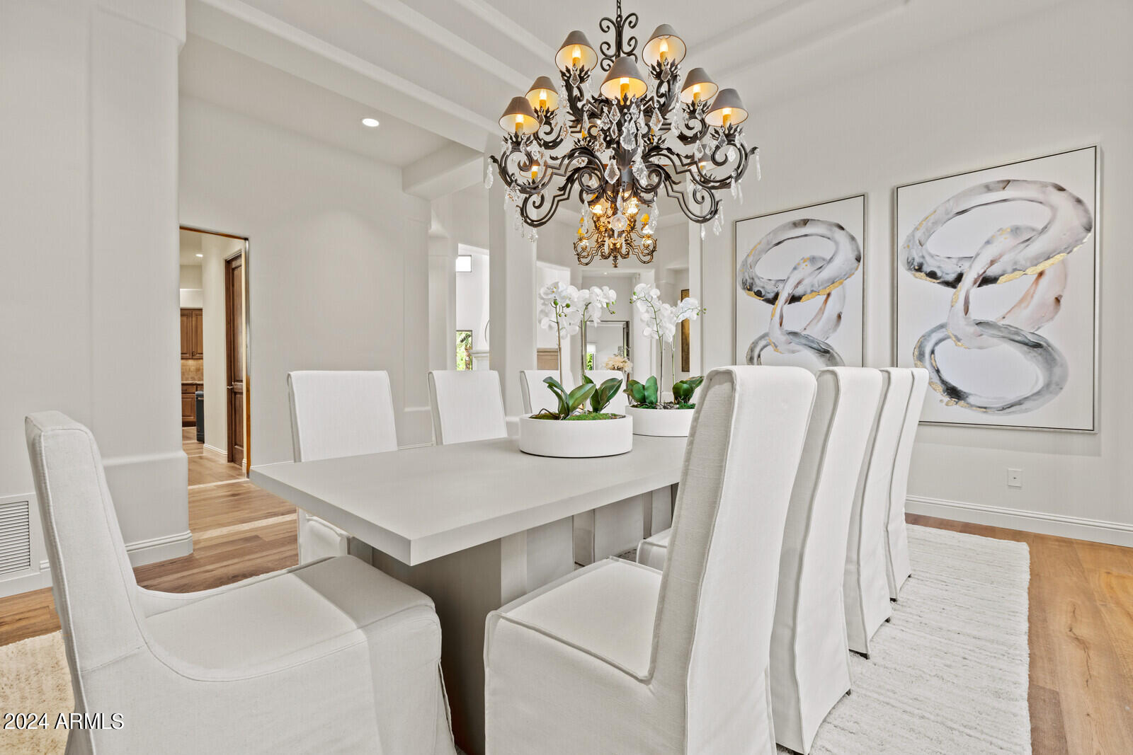 HIDDEN PARADISE - Residential