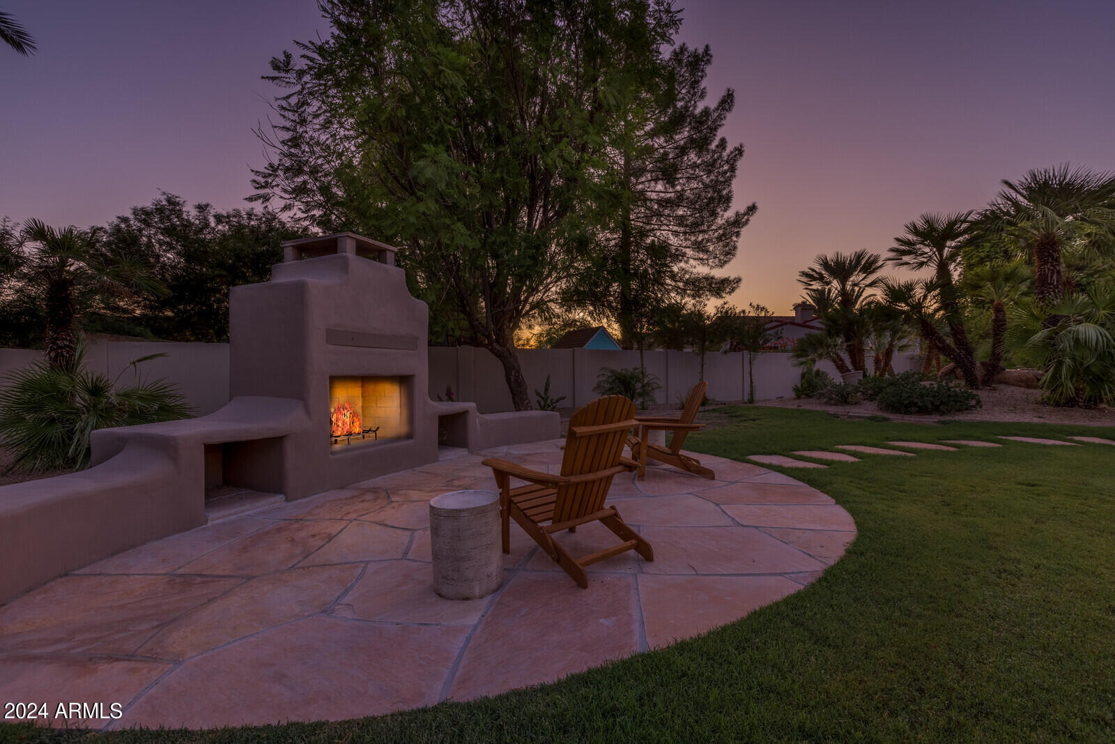HIDDEN PARADISE - Residential
