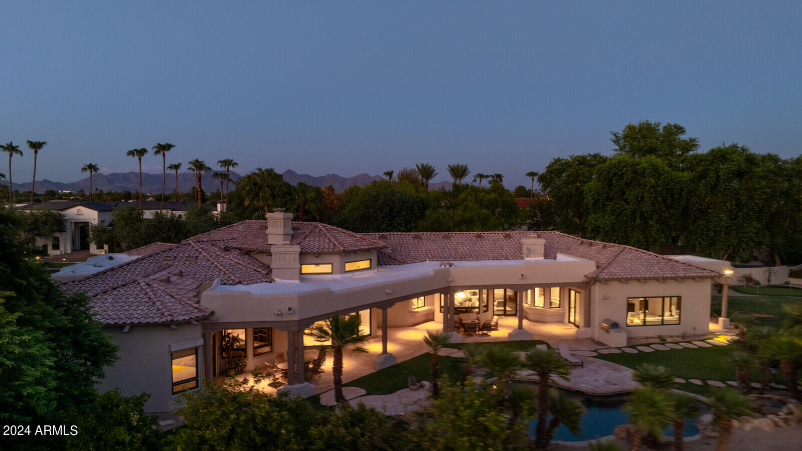 HIDDEN PARADISE - Residential