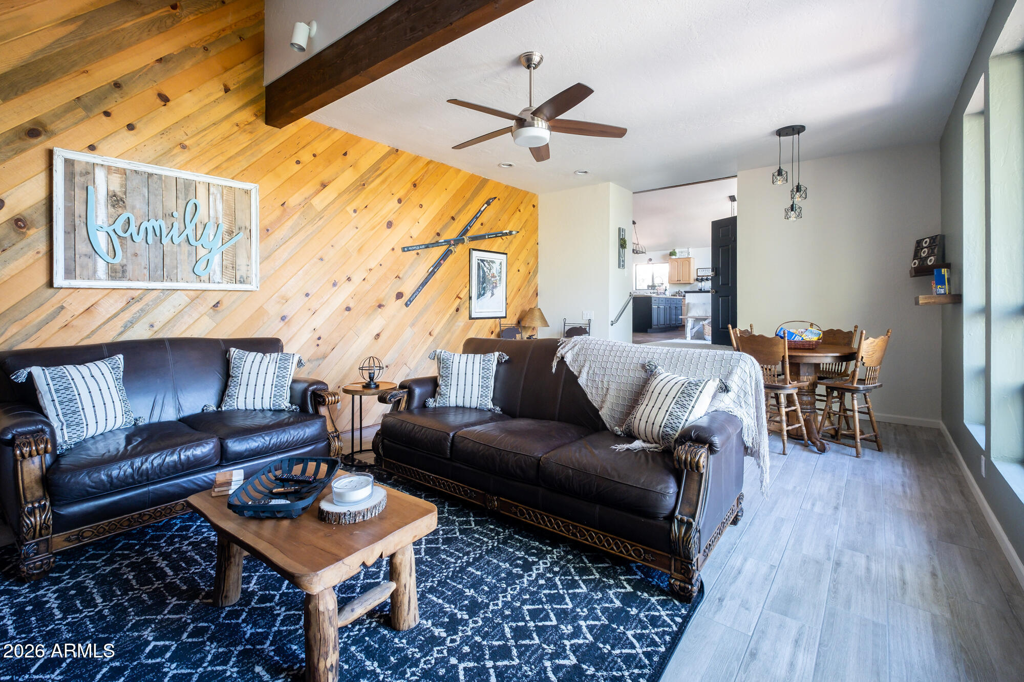PINEWOOD 16 - Residential