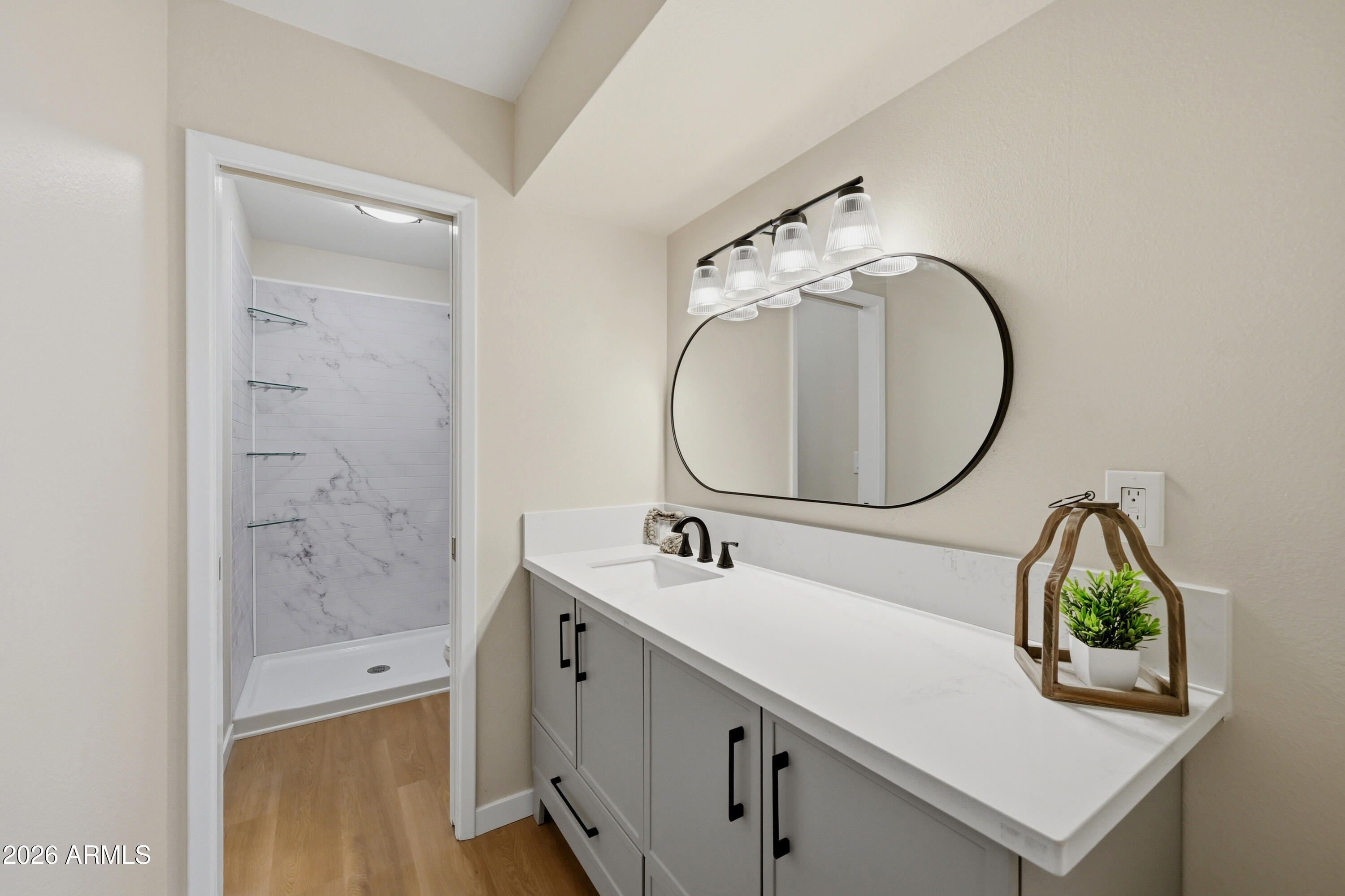 ESQUIRE TERRACE 2 - Residential