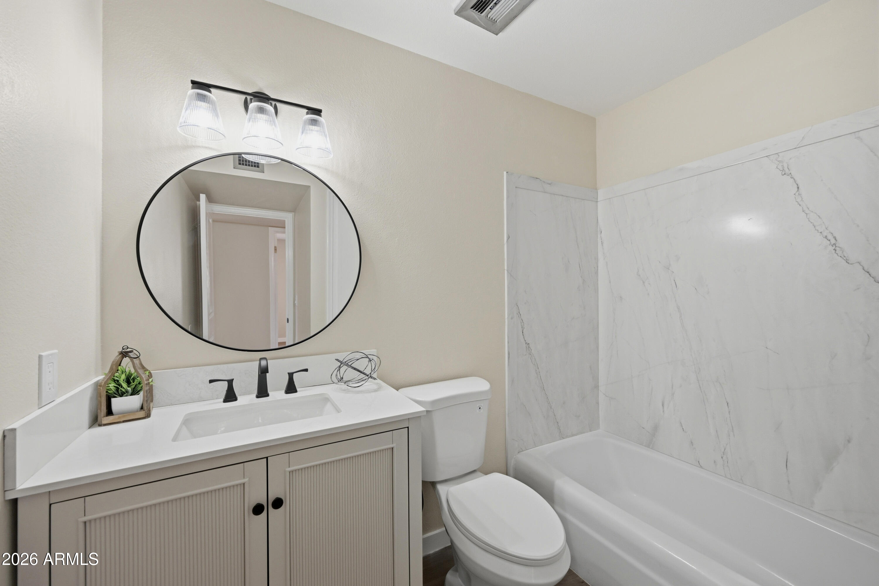 ESQUIRE TERRACE 2 - Residential