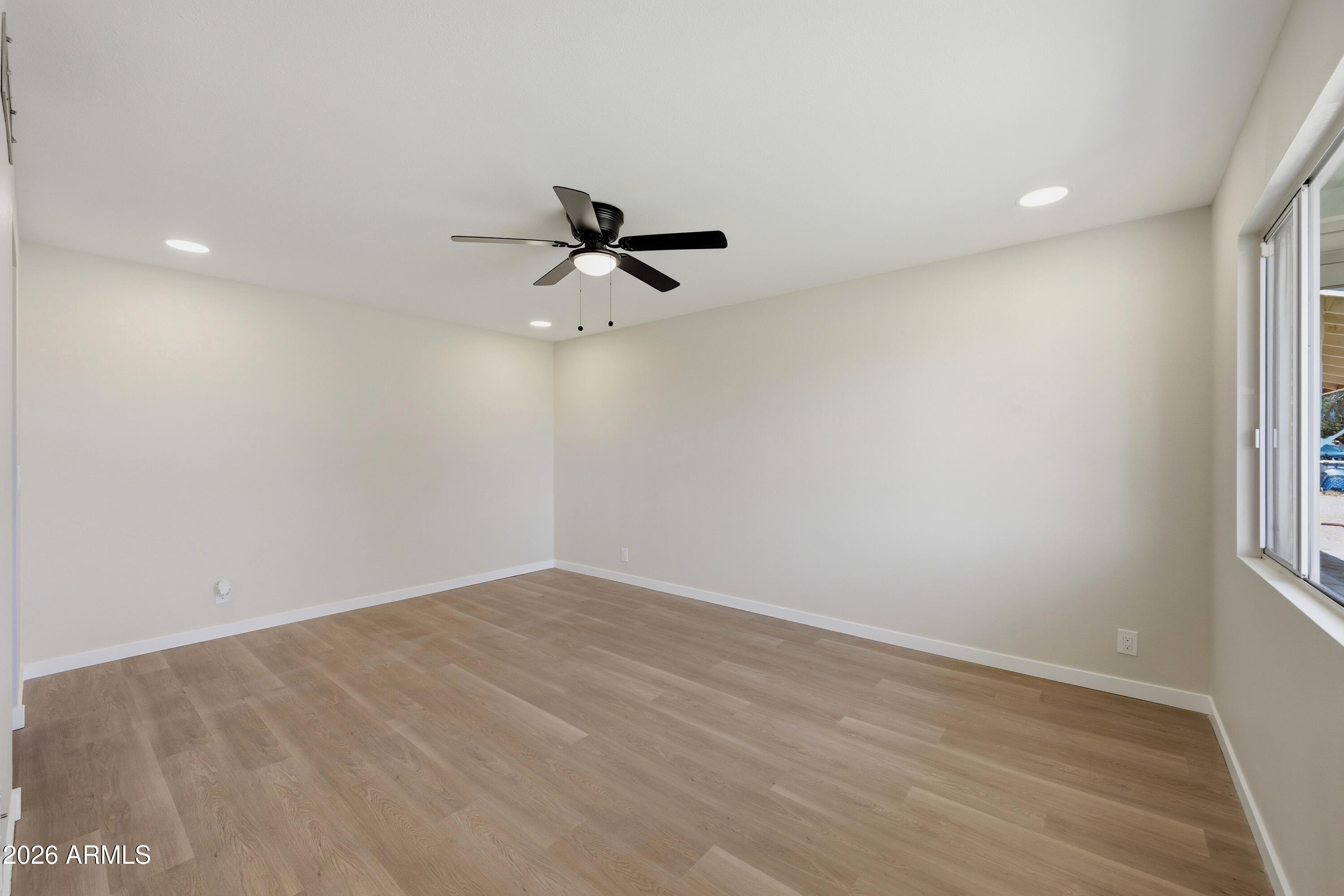 ESQUIRE TERRACE 2 - Residential