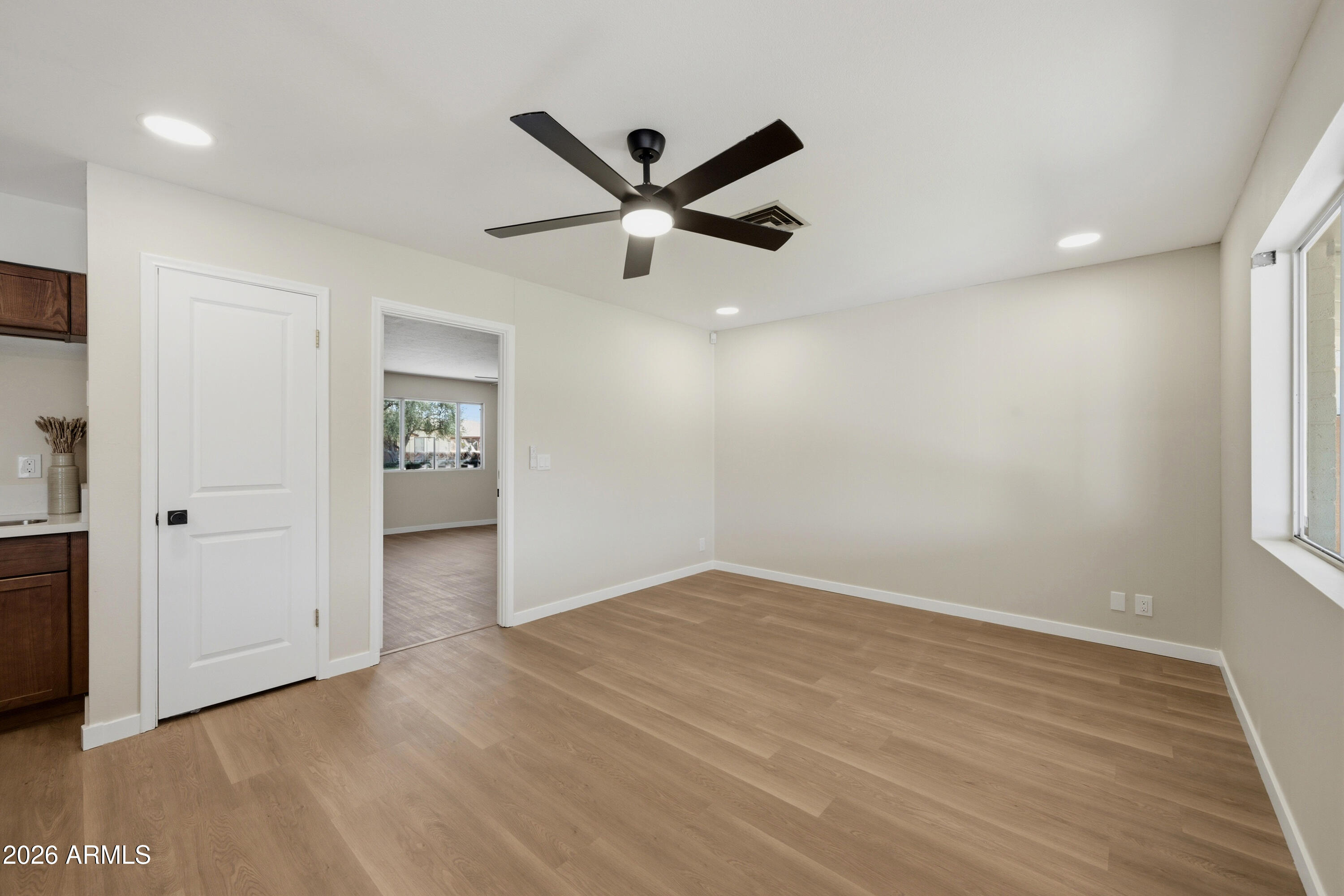 ESQUIRE TERRACE 2 - Residential