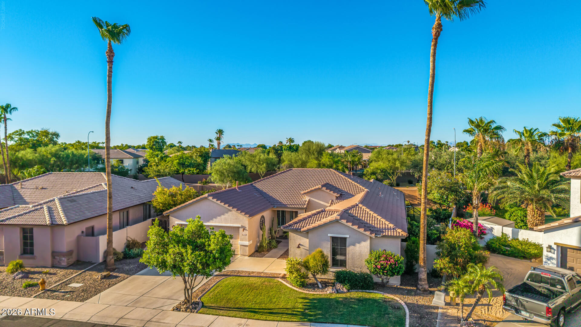 SAGUARO CANYON - Residential