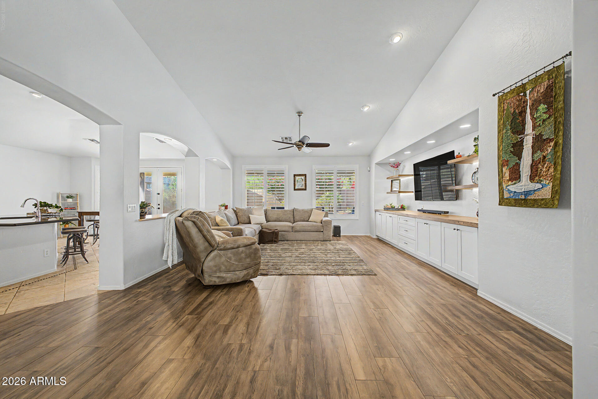 SAGUARO CANYON - Residential