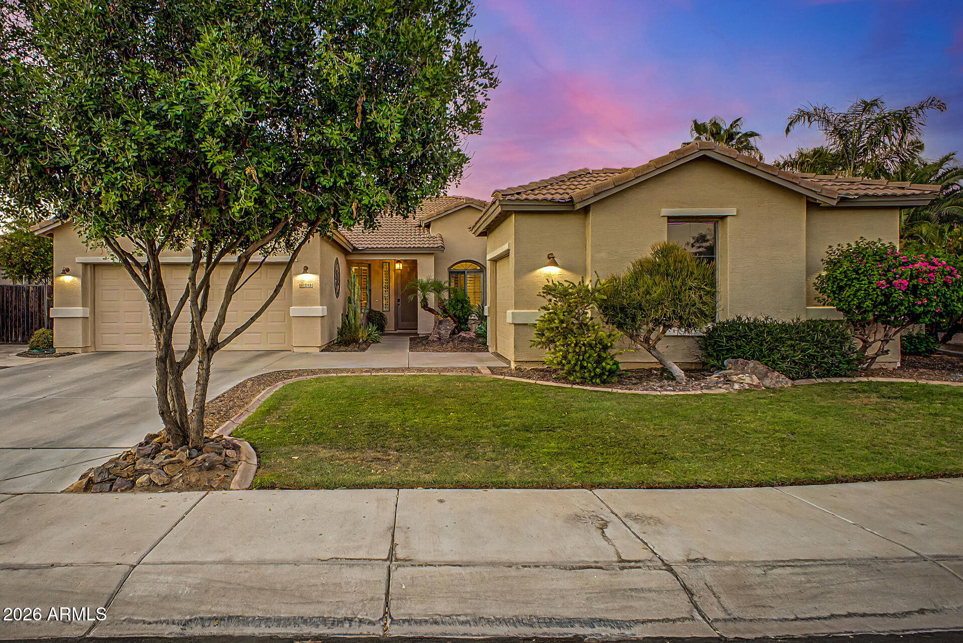 SAGUARO CANYON - Residential