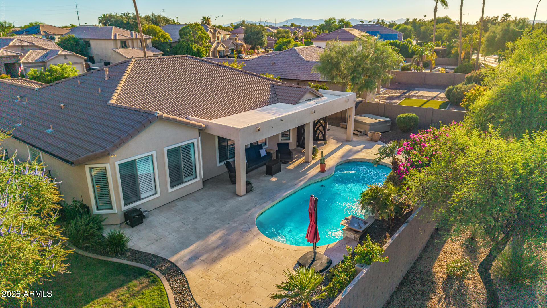 SAGUARO CANYON - Residential