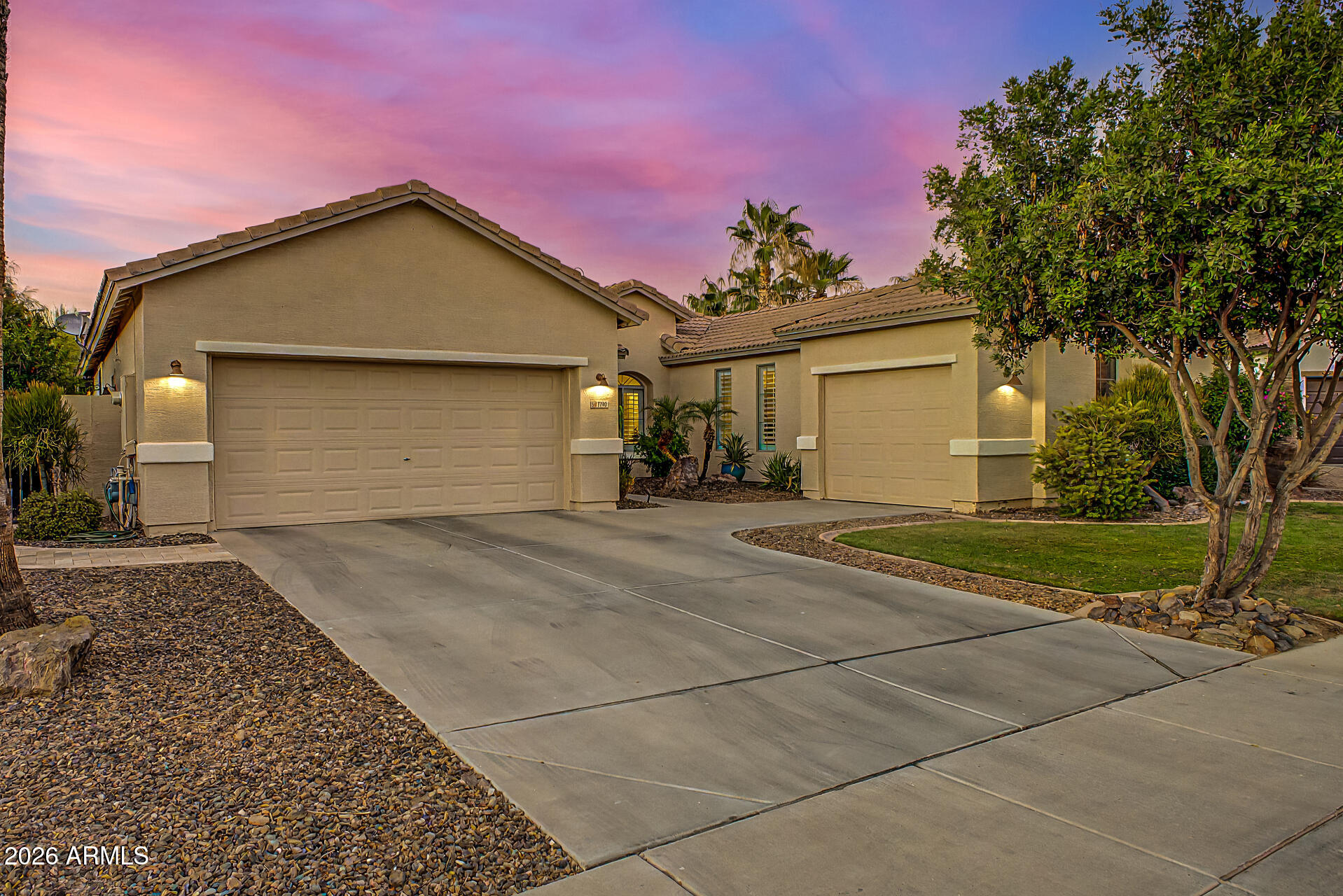 SAGUARO CANYON - Residential
