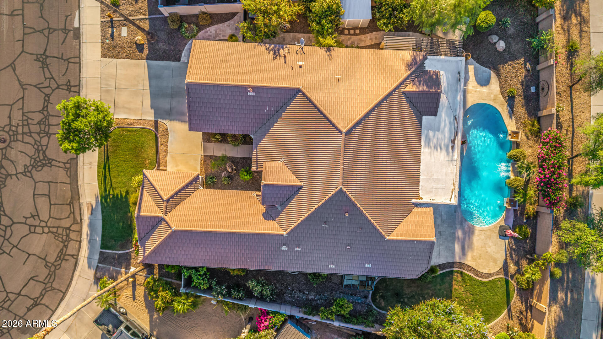SAGUARO CANYON - Residential
