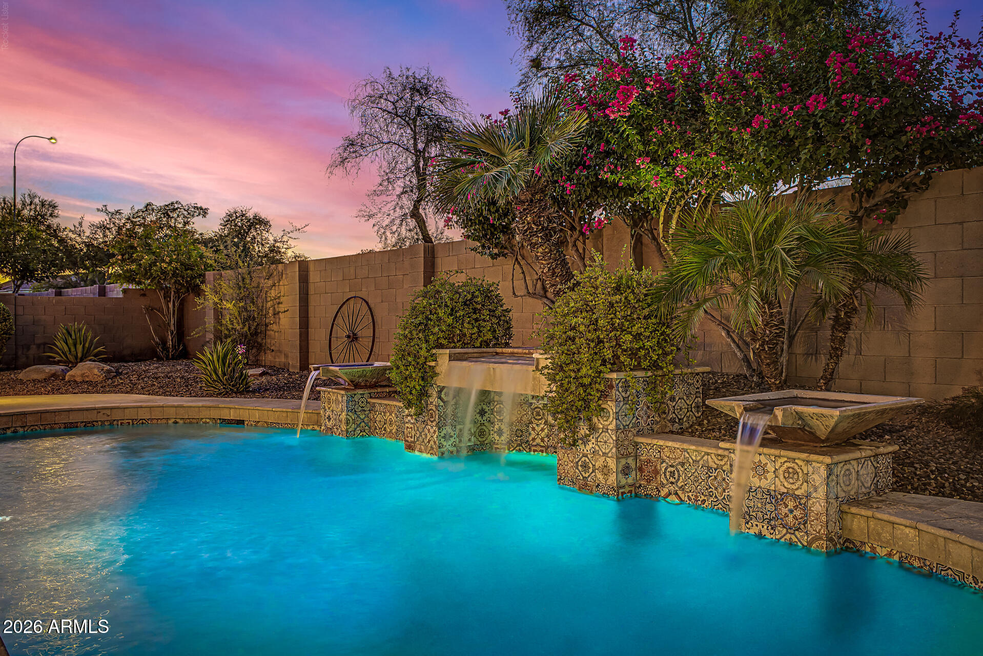 SAGUARO CANYON - Residential