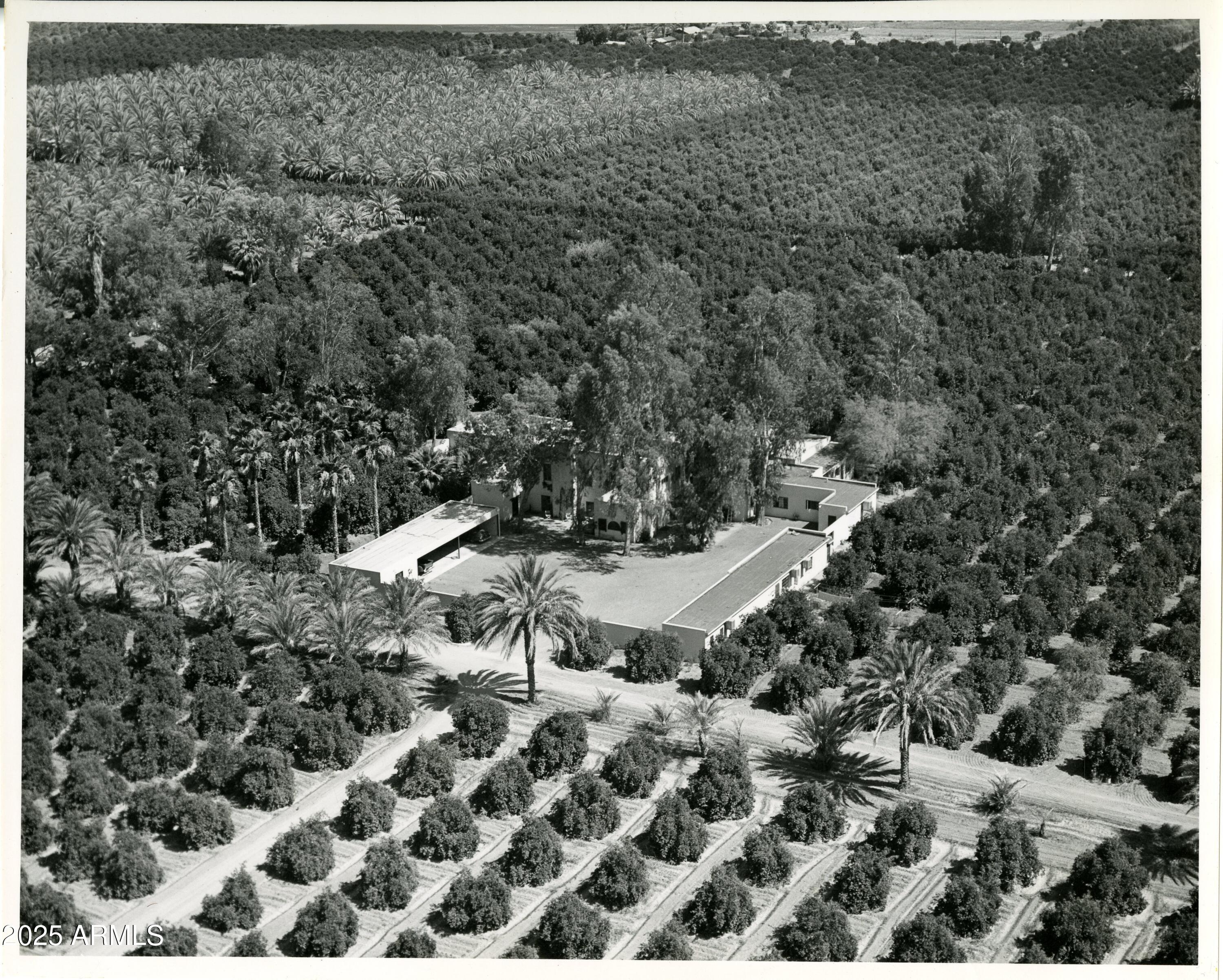 ARCADIA ROYAL PALMS - Residential