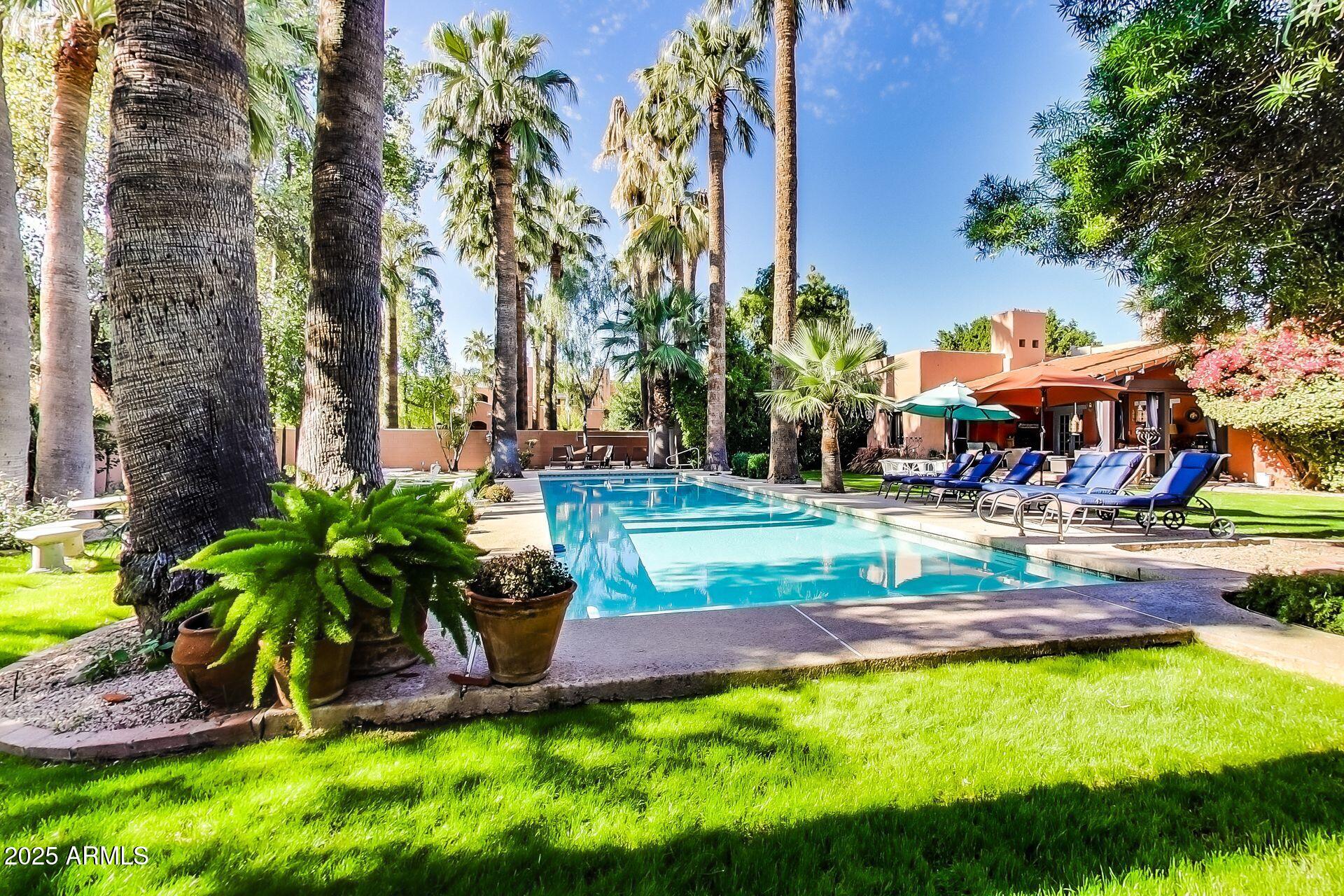 ARCADIA ROYAL PALMS - Residential