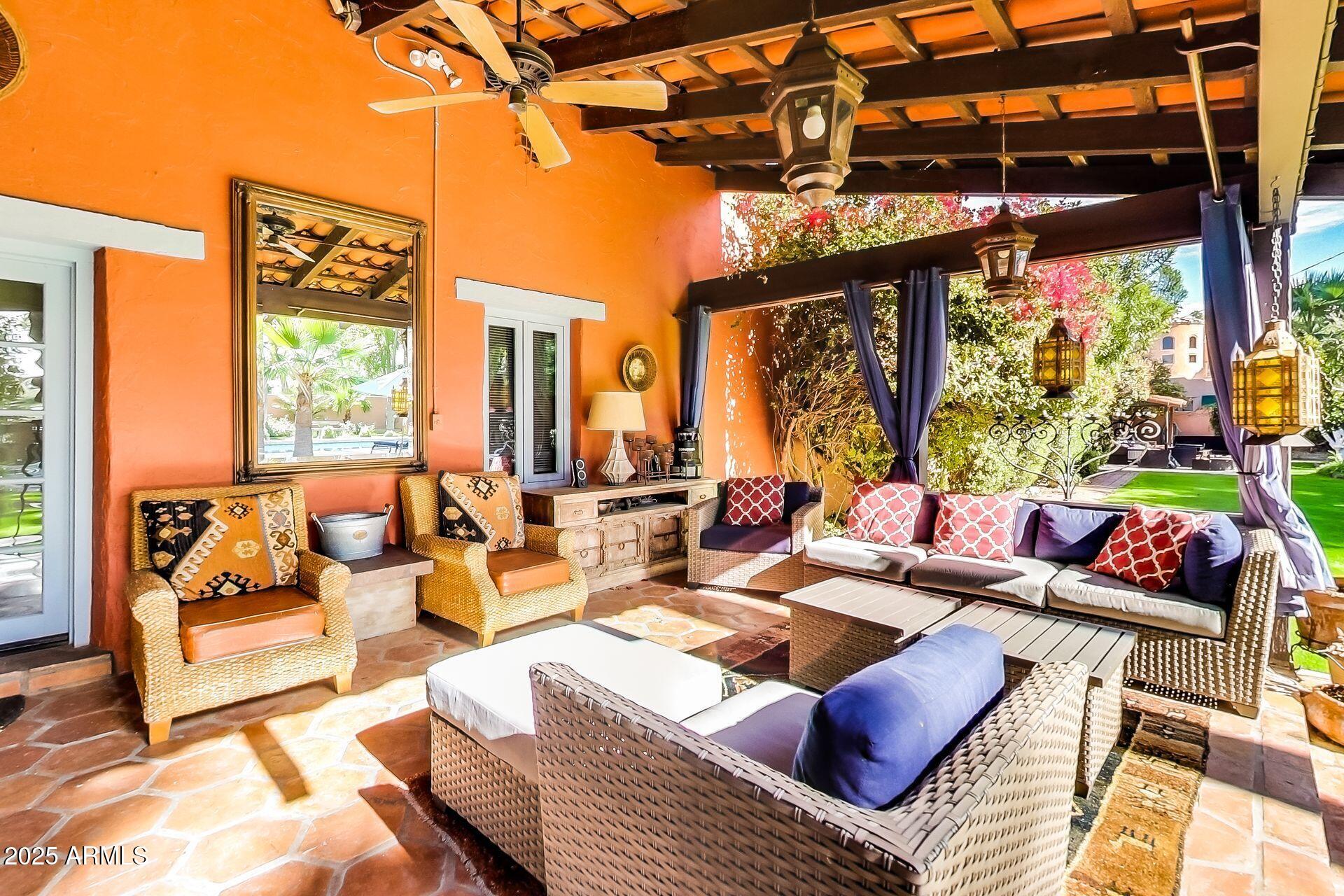 ARCADIA ROYAL PALMS - Residential