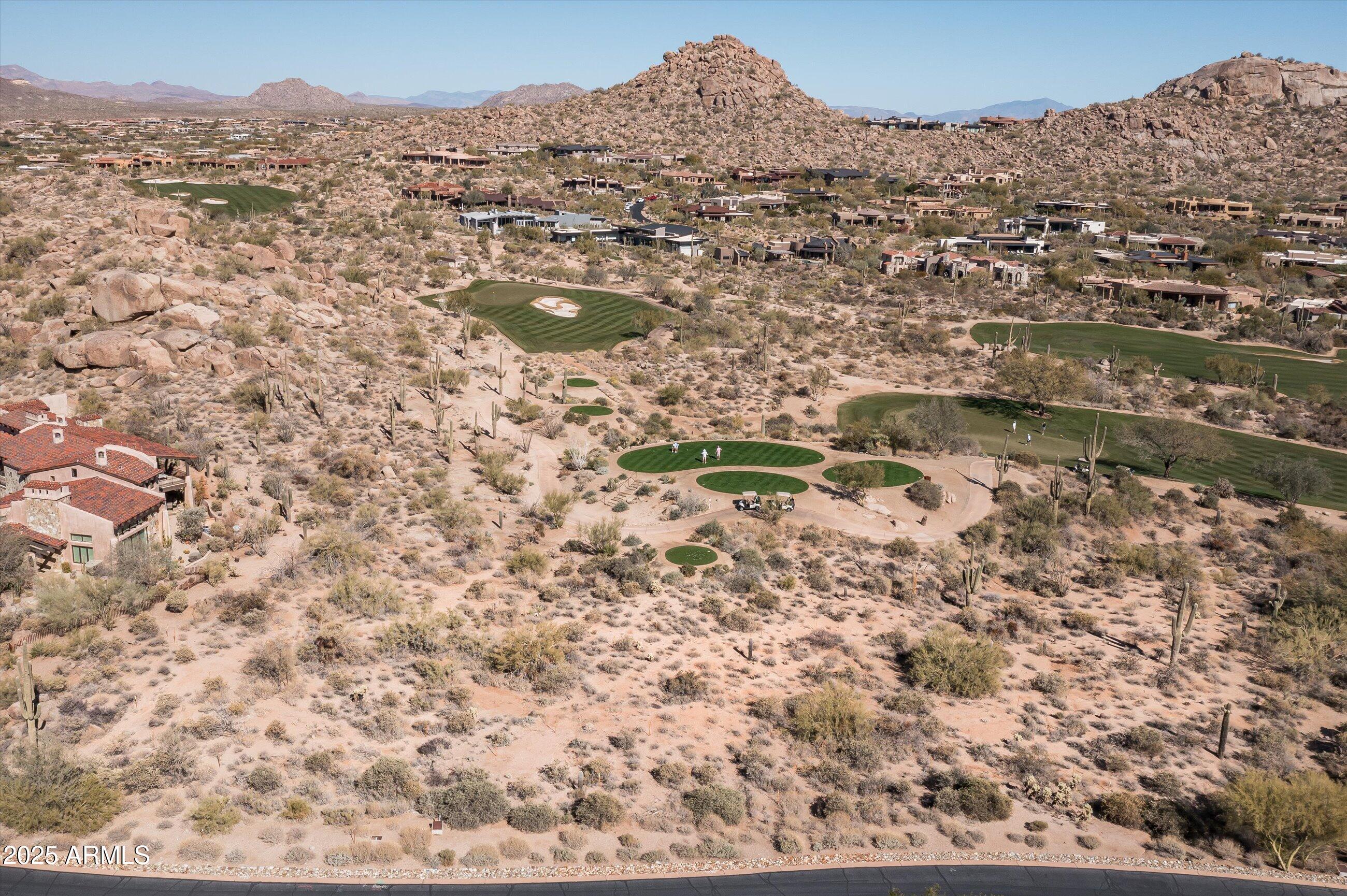 ESTANCIA - Land