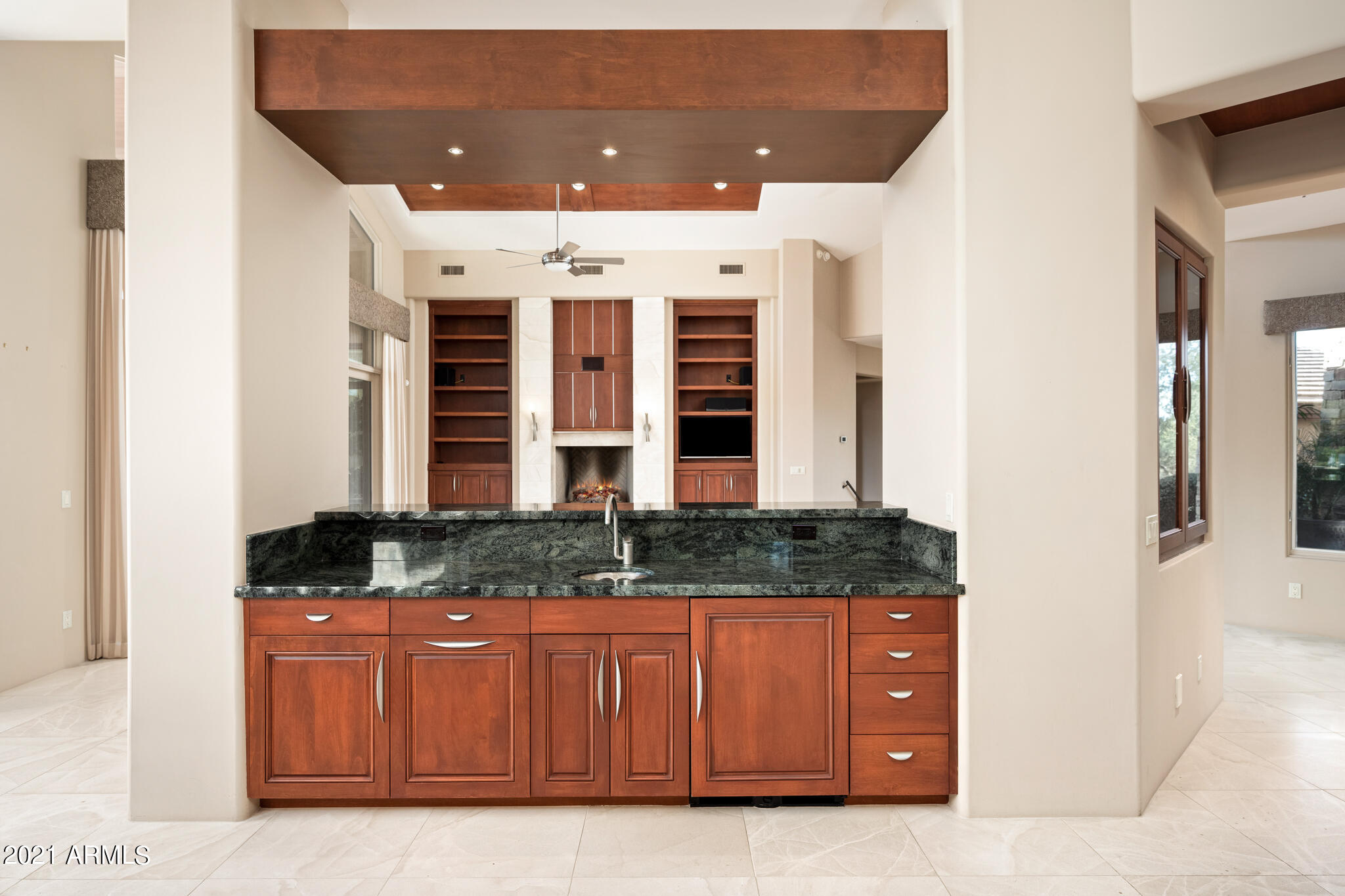 ESTANCIA - Residential
