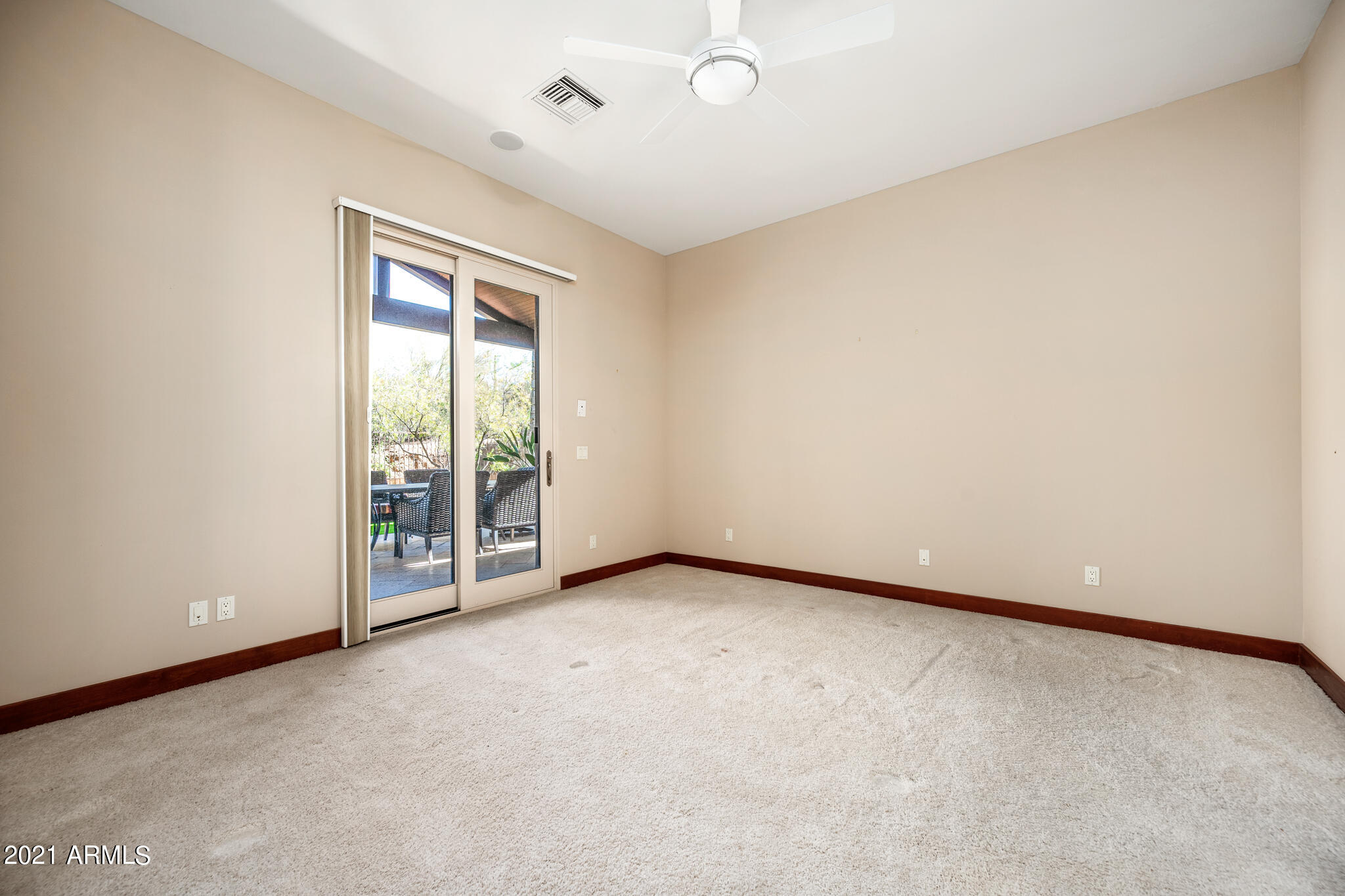 ESTANCIA - Residential