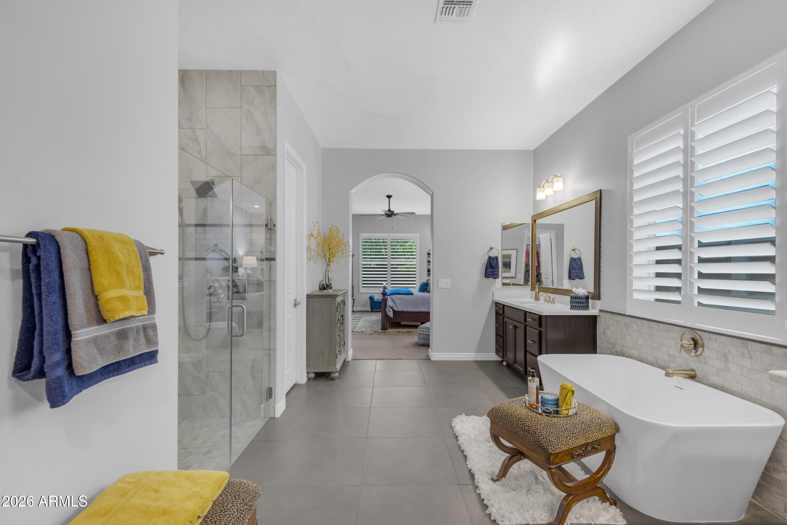 LA SENTIERO - Residential