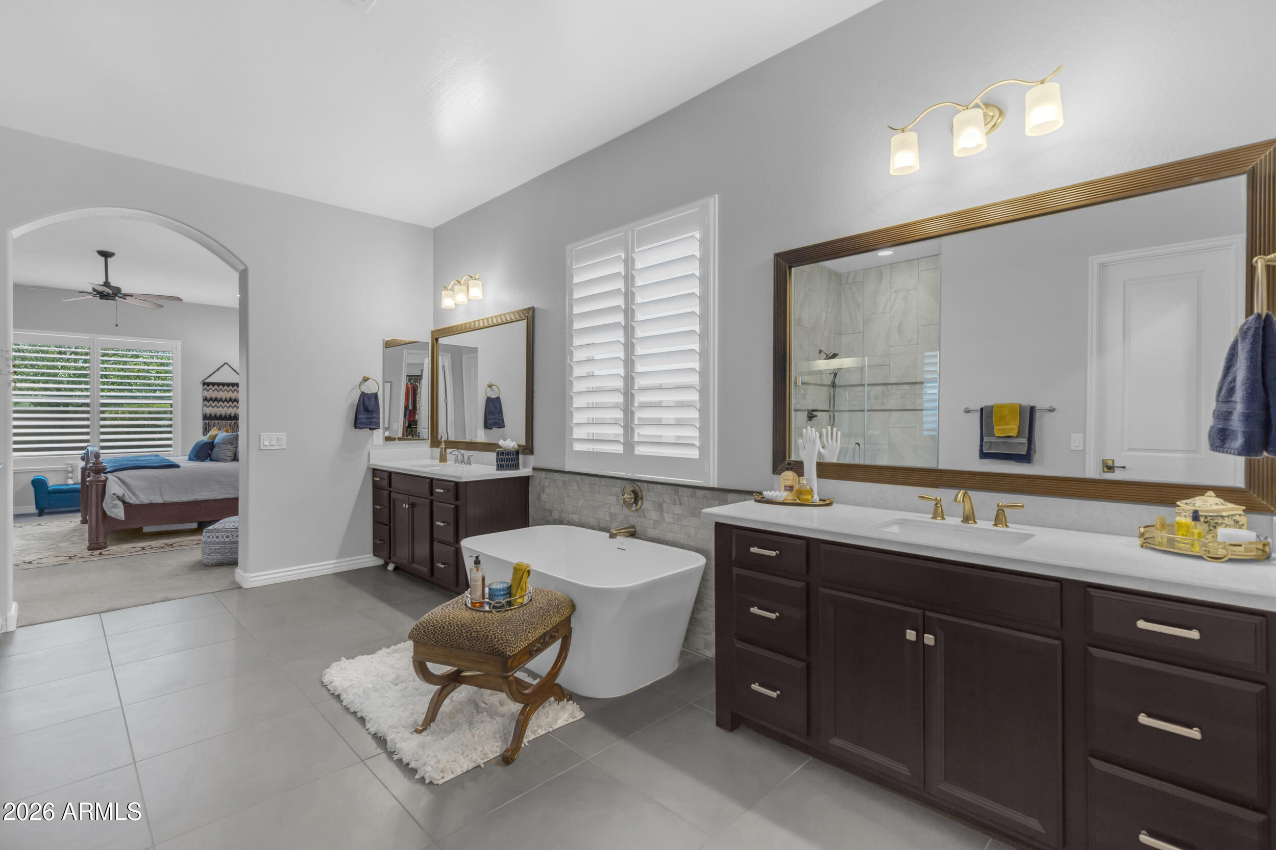 LA SENTIERO - Residential