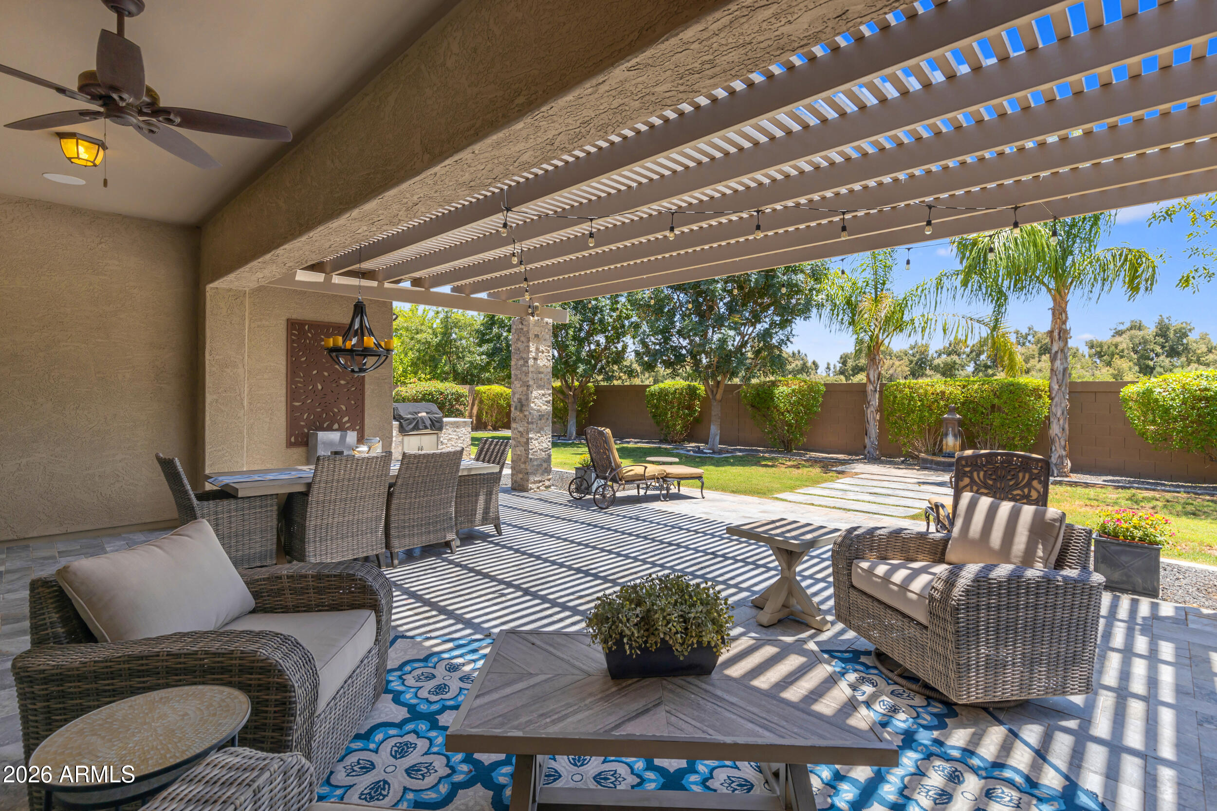 LA SENTIERO - Residential