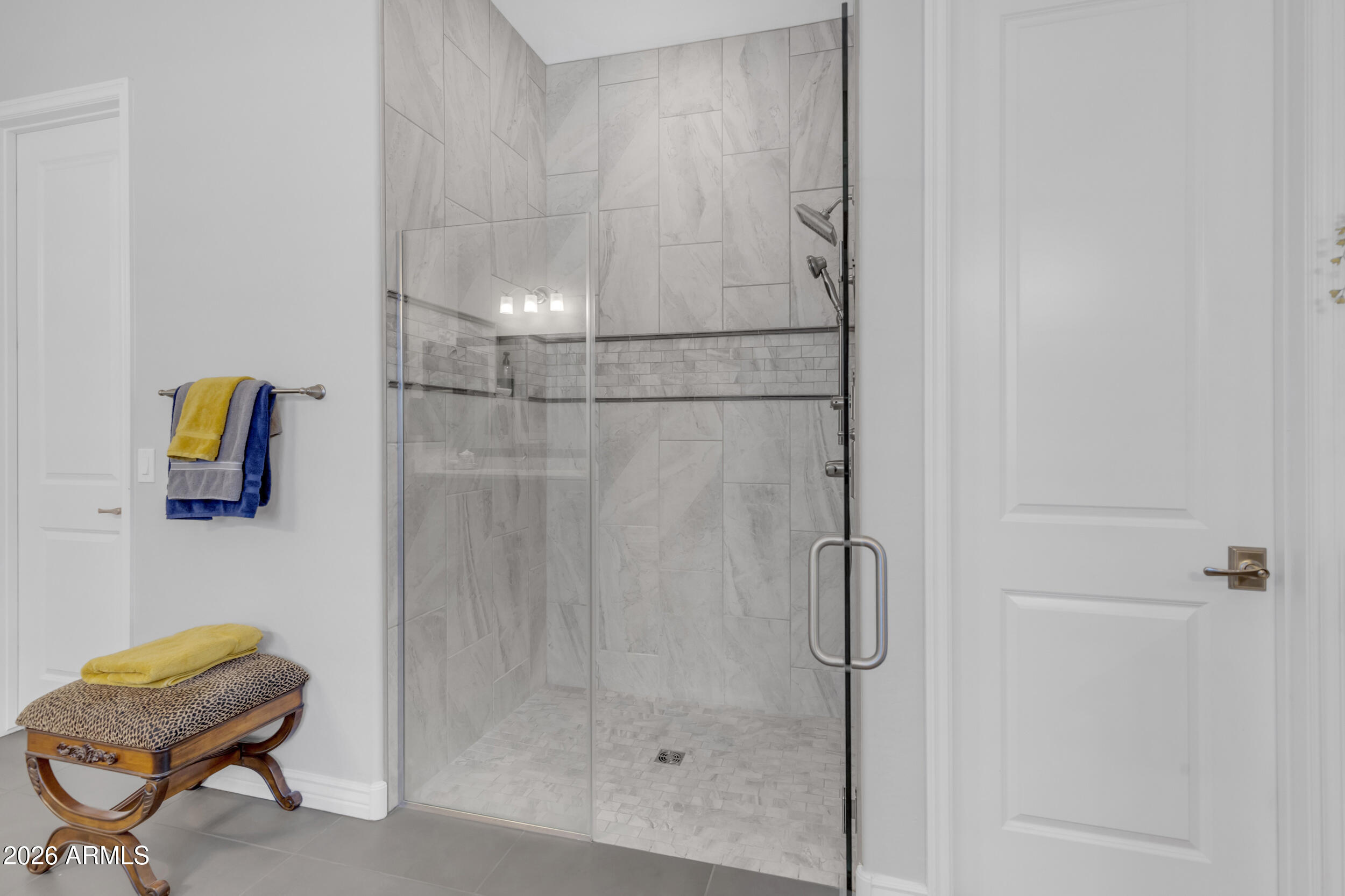LA SENTIERO - Residential