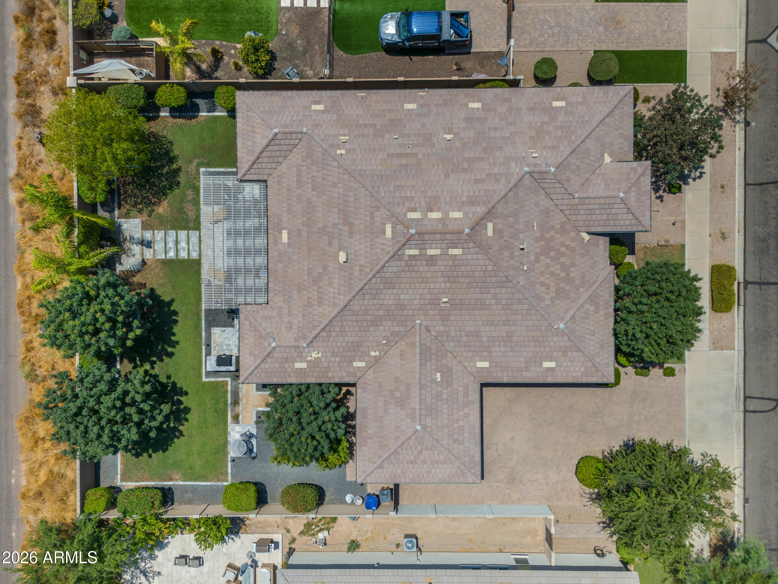 LA SENTIERO - Residential