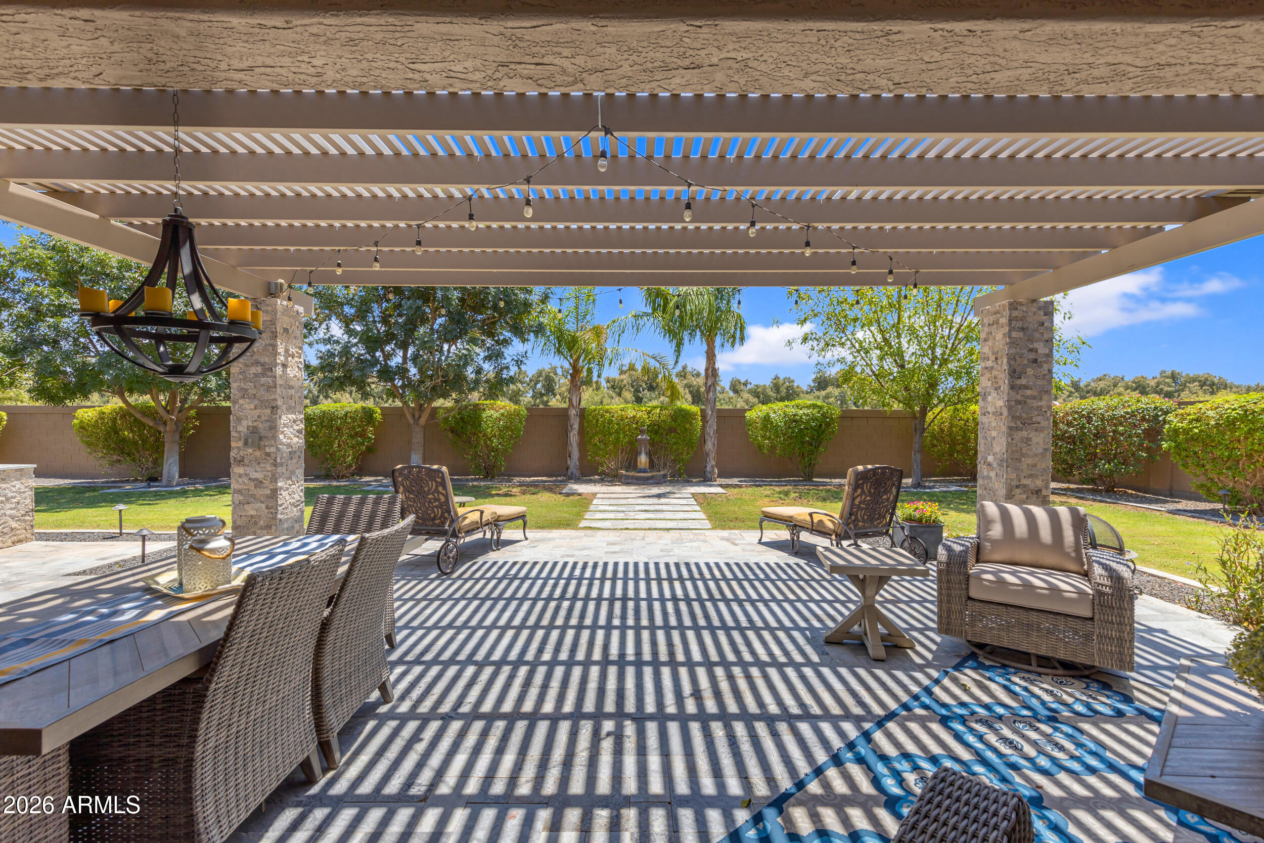 LA SENTIERO - Residential