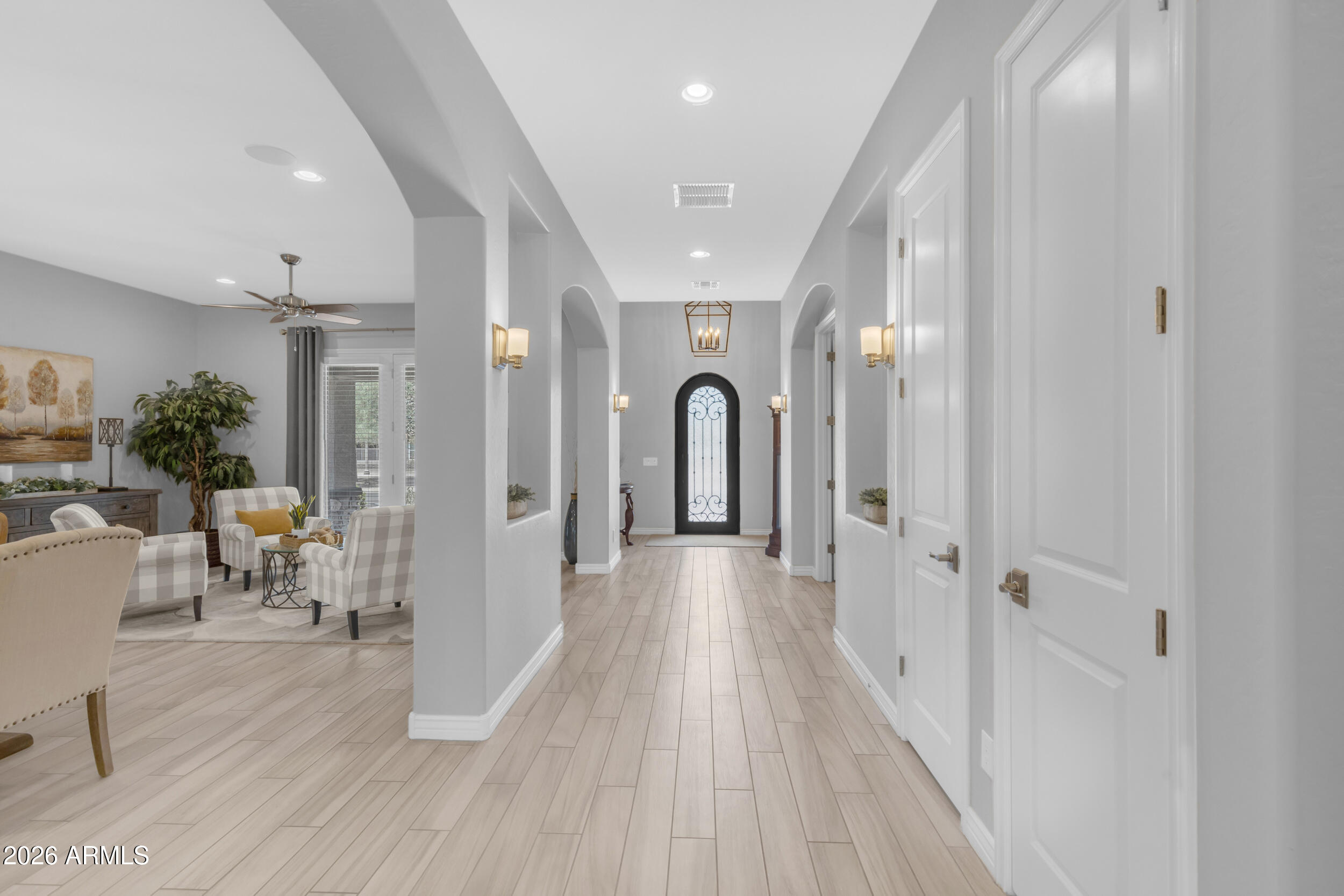 LA SENTIERO - Residential