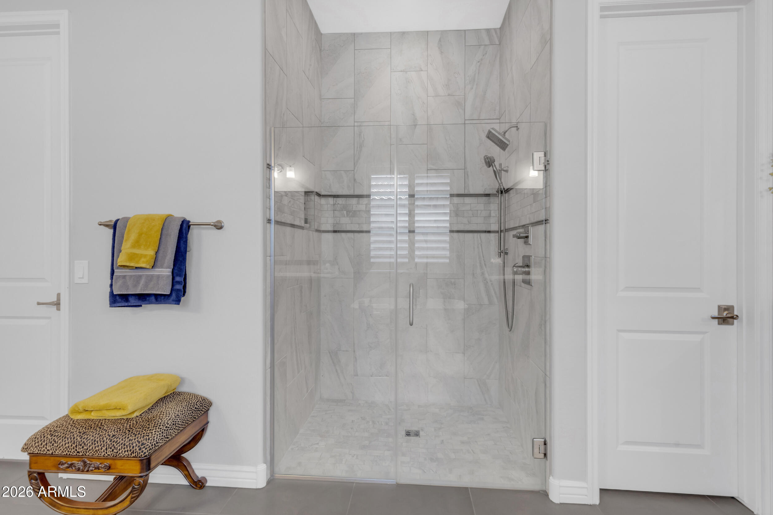 LA SENTIERO - Residential