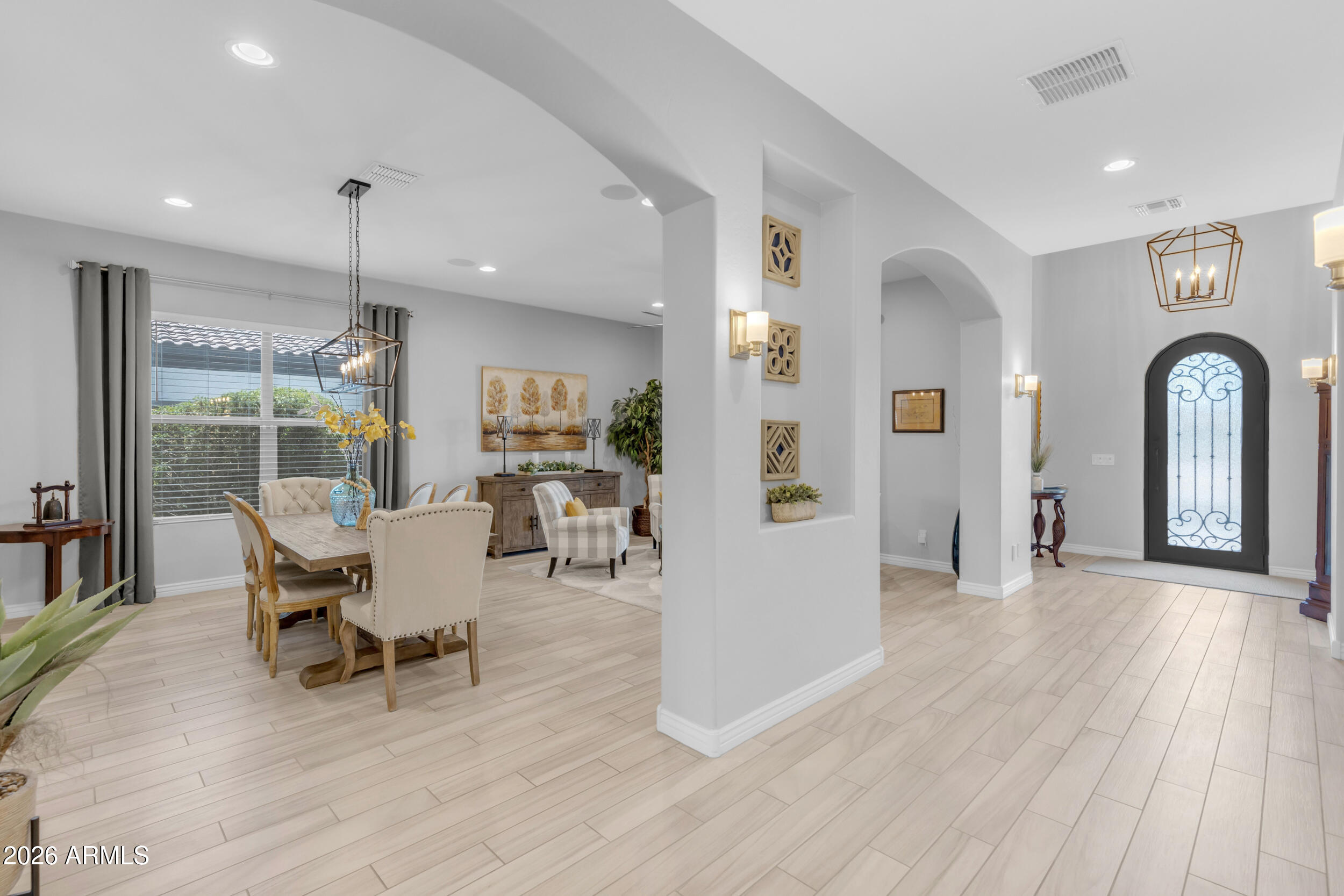 LA SENTIERO - Residential