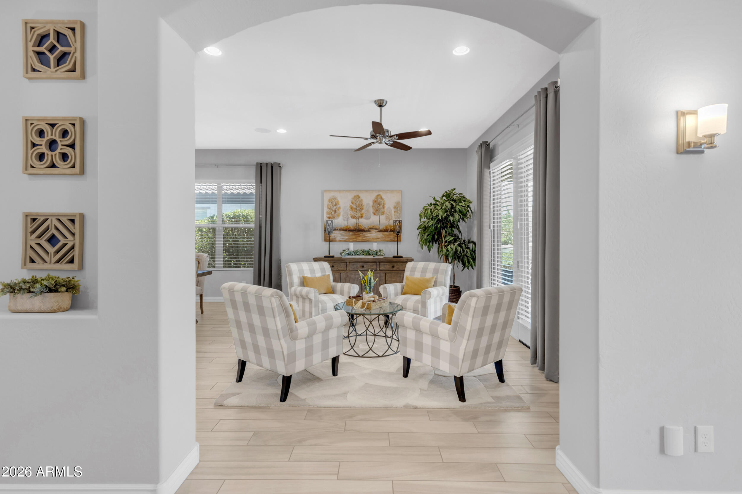 LA SENTIERO - Residential