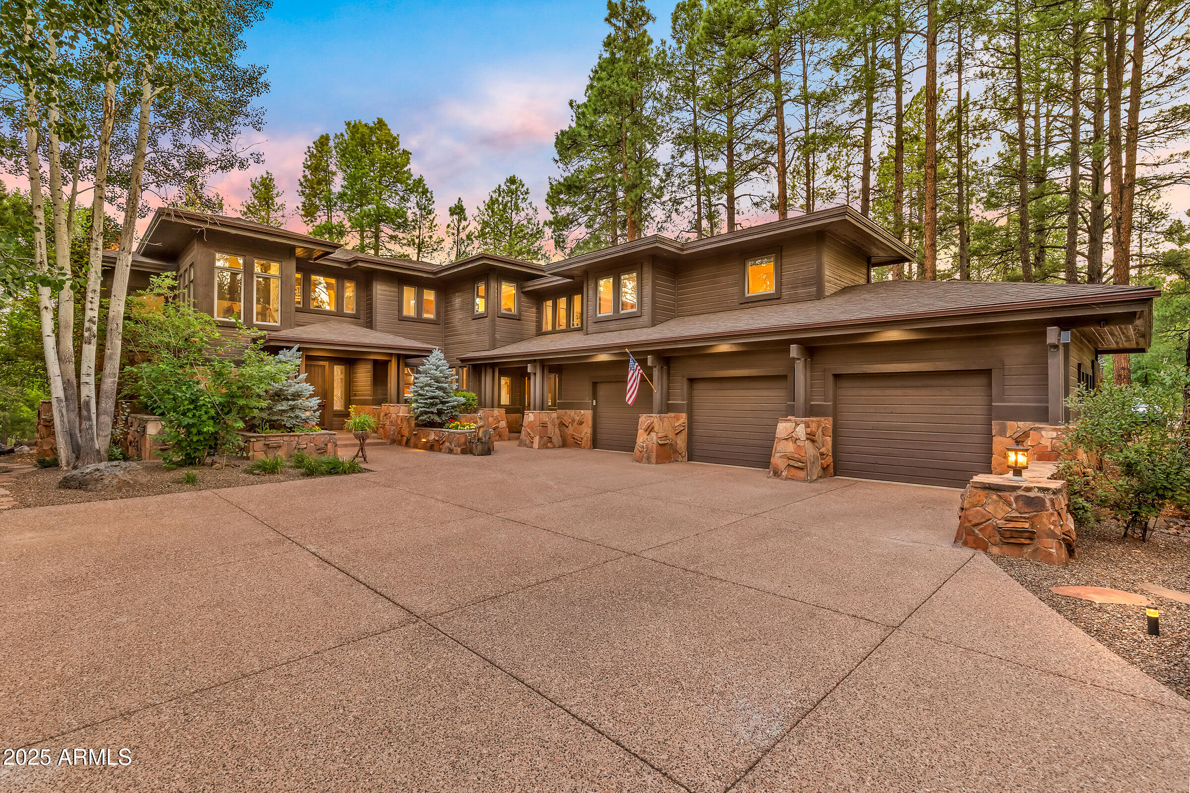 FOREST HIGHLANDS - Residential