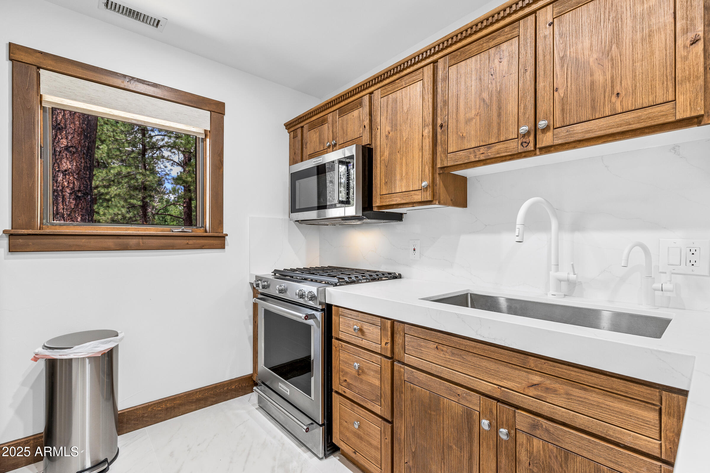 FOREST HIGHLANDS - Residential