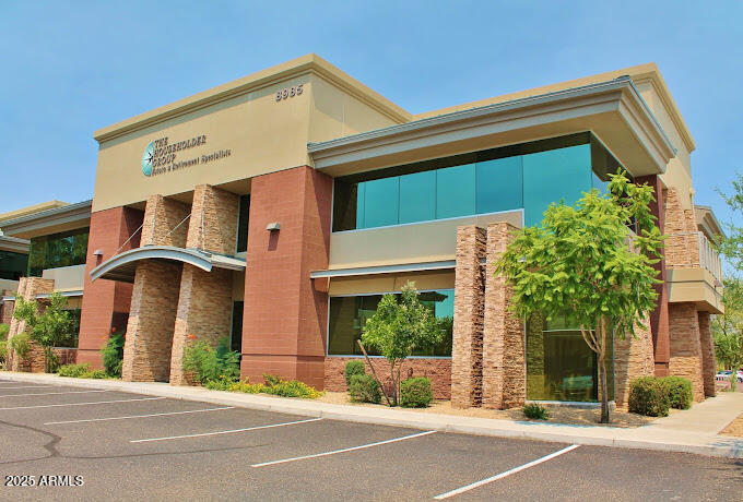 BELL / 101 EXECUTIVE CENTER CONDOMINIUM - Commercial Lease