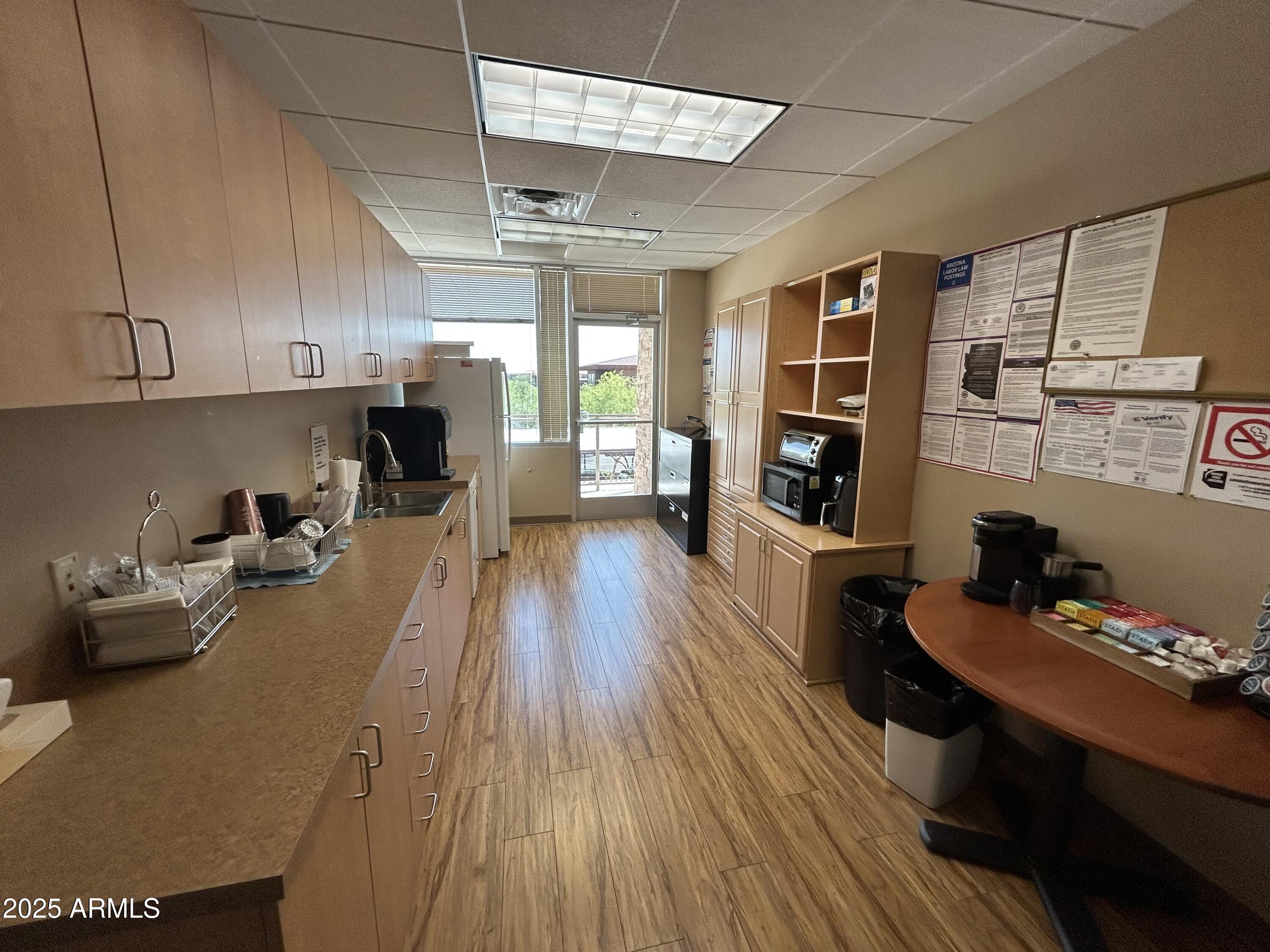 BELL / 101 EXECUTIVE CENTER CONDOMINIUM - Commercial Lease