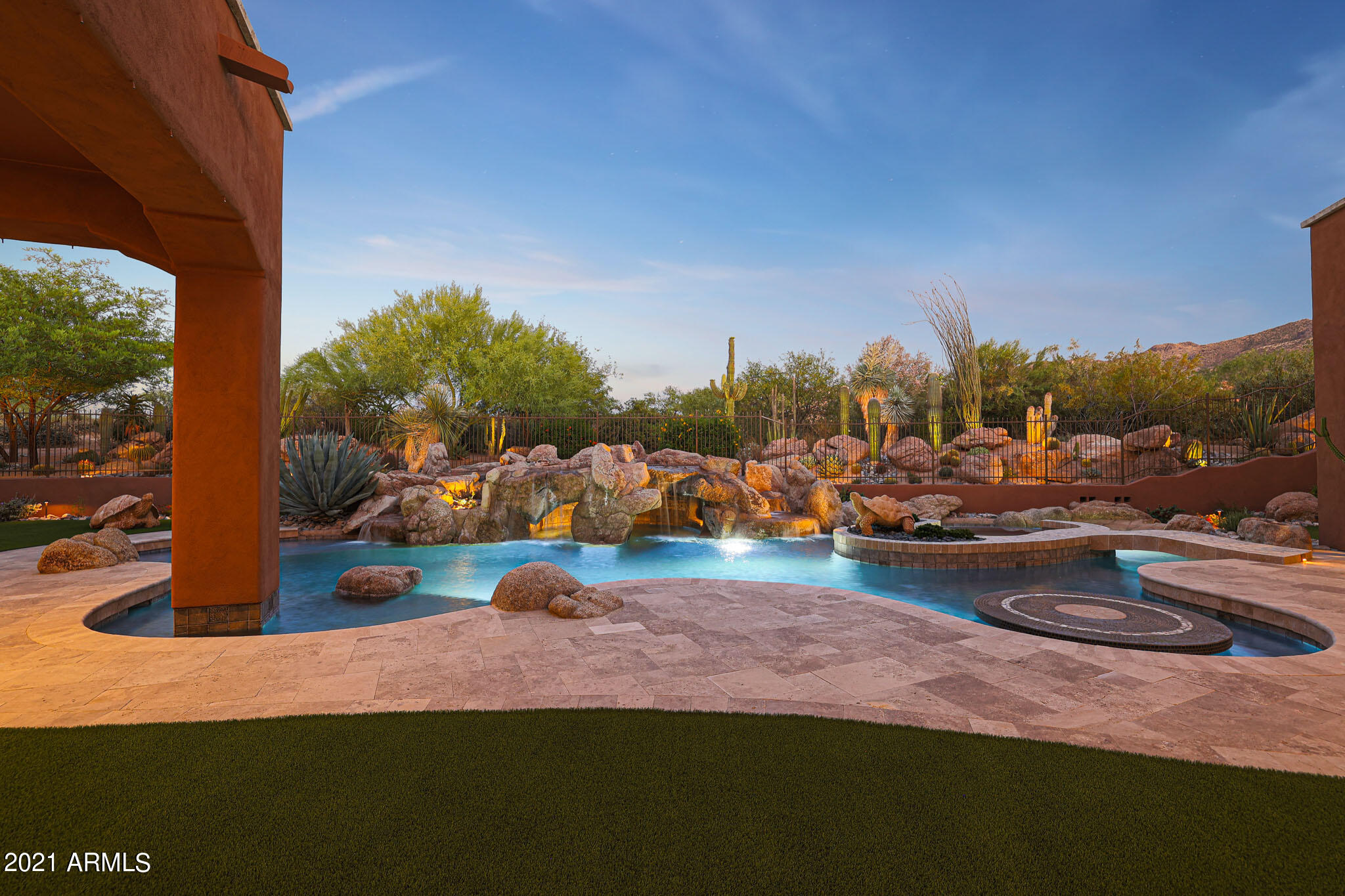 Sonoran Crest - Residential