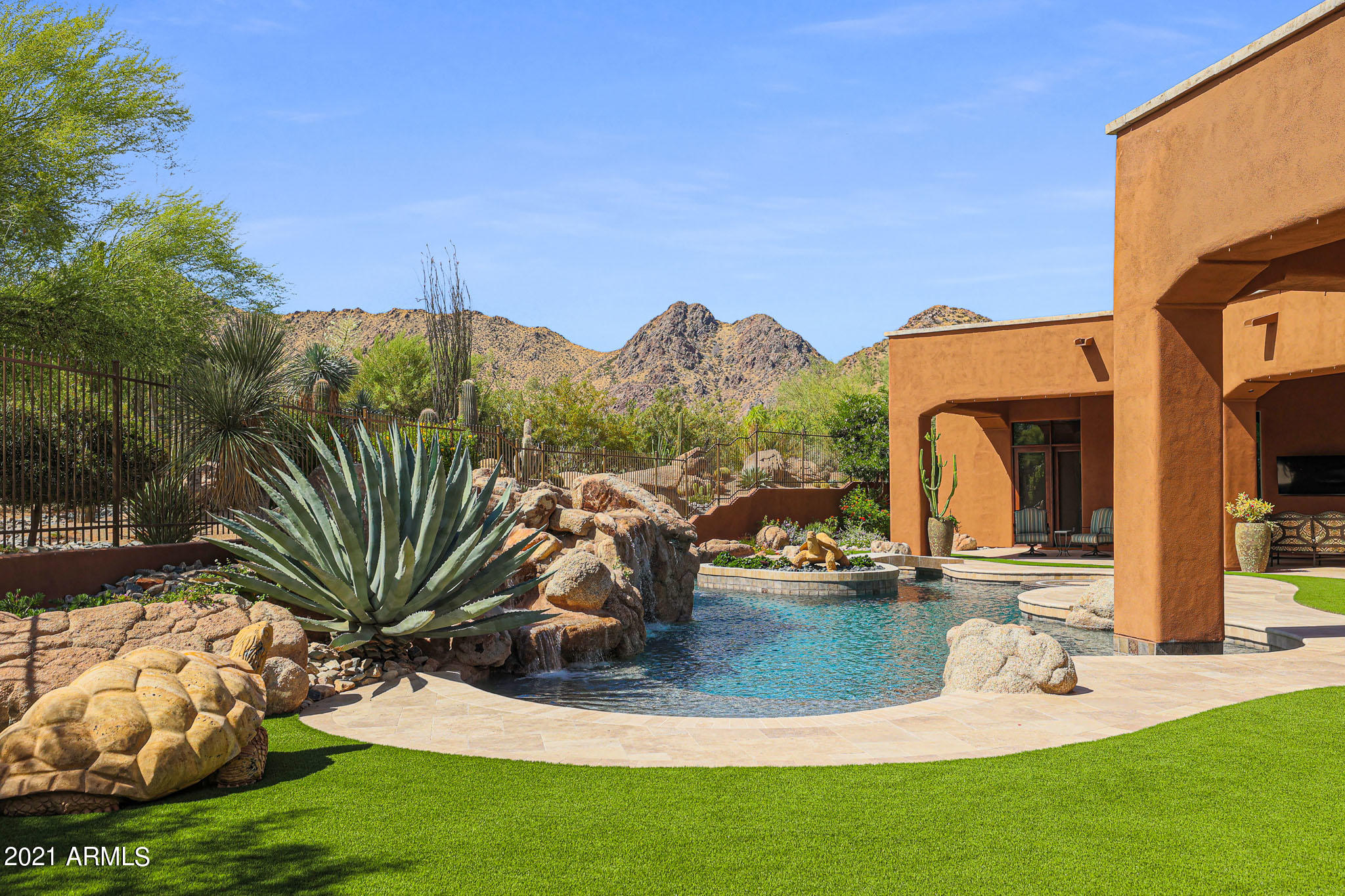 Sonoran Crest - Residential