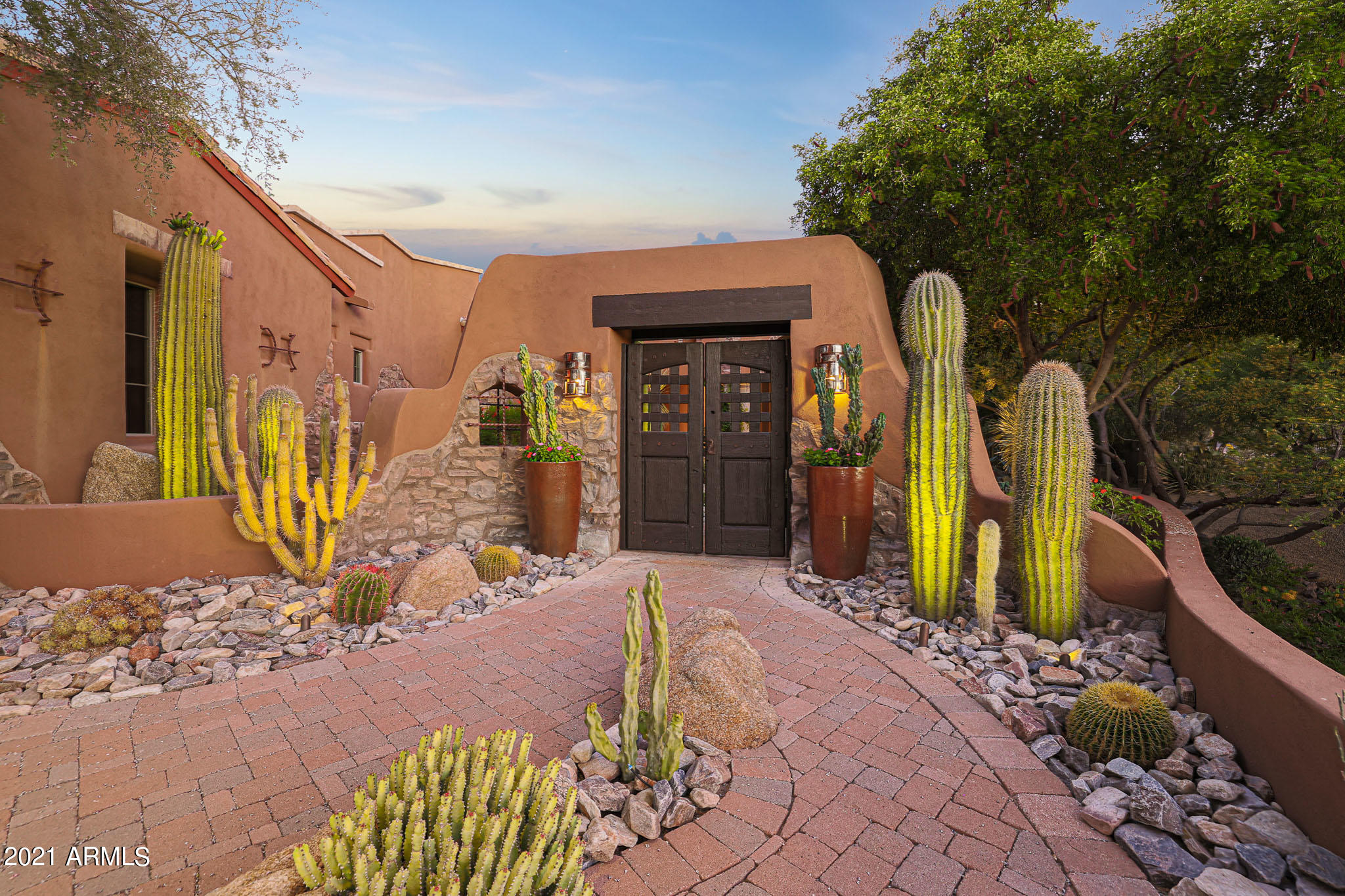 Sonoran Crest - Residential