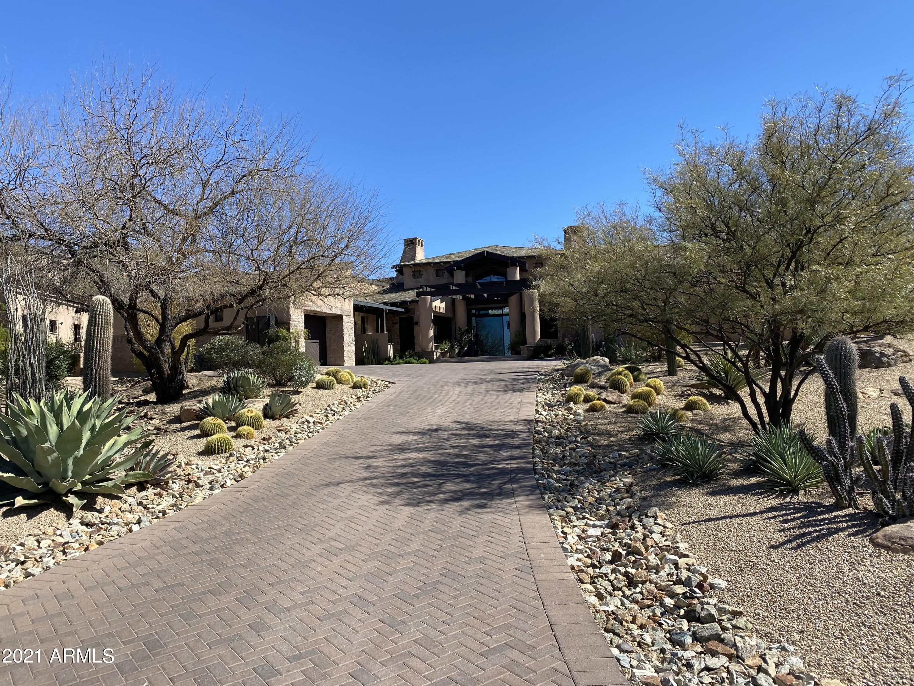 Estancia - Residential