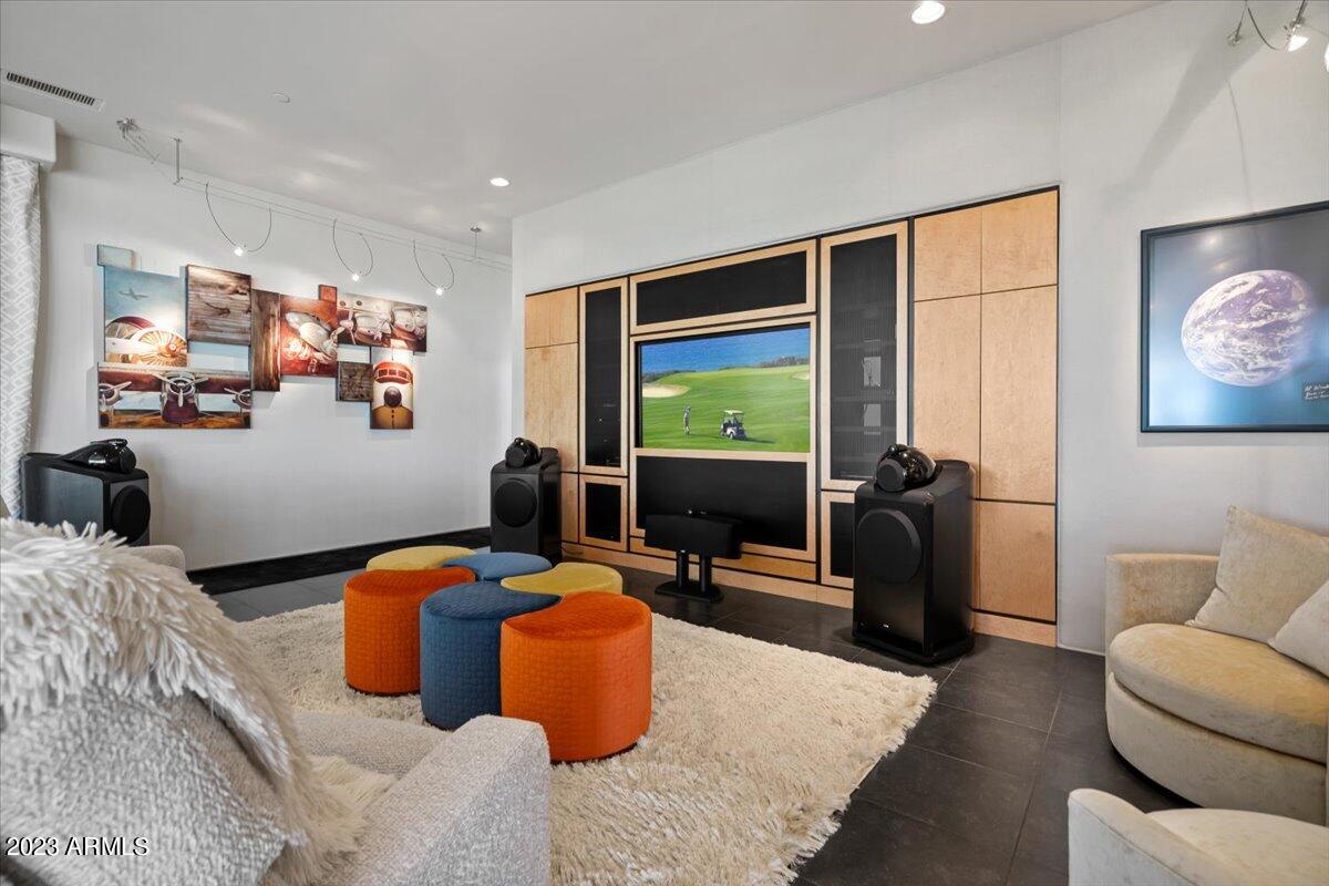 CAREFREE AIR PARK ESTATES - Residential