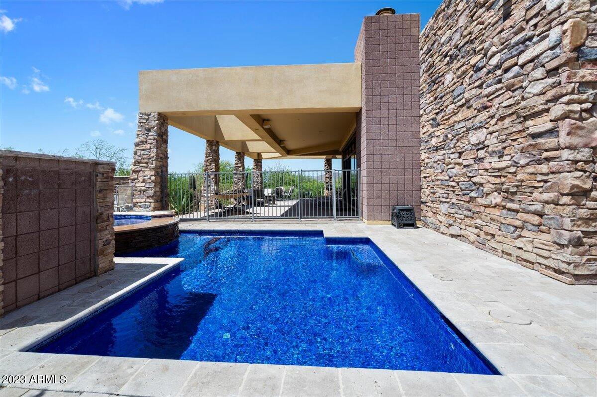CAREFREE AIR PARK ESTATES - Residential